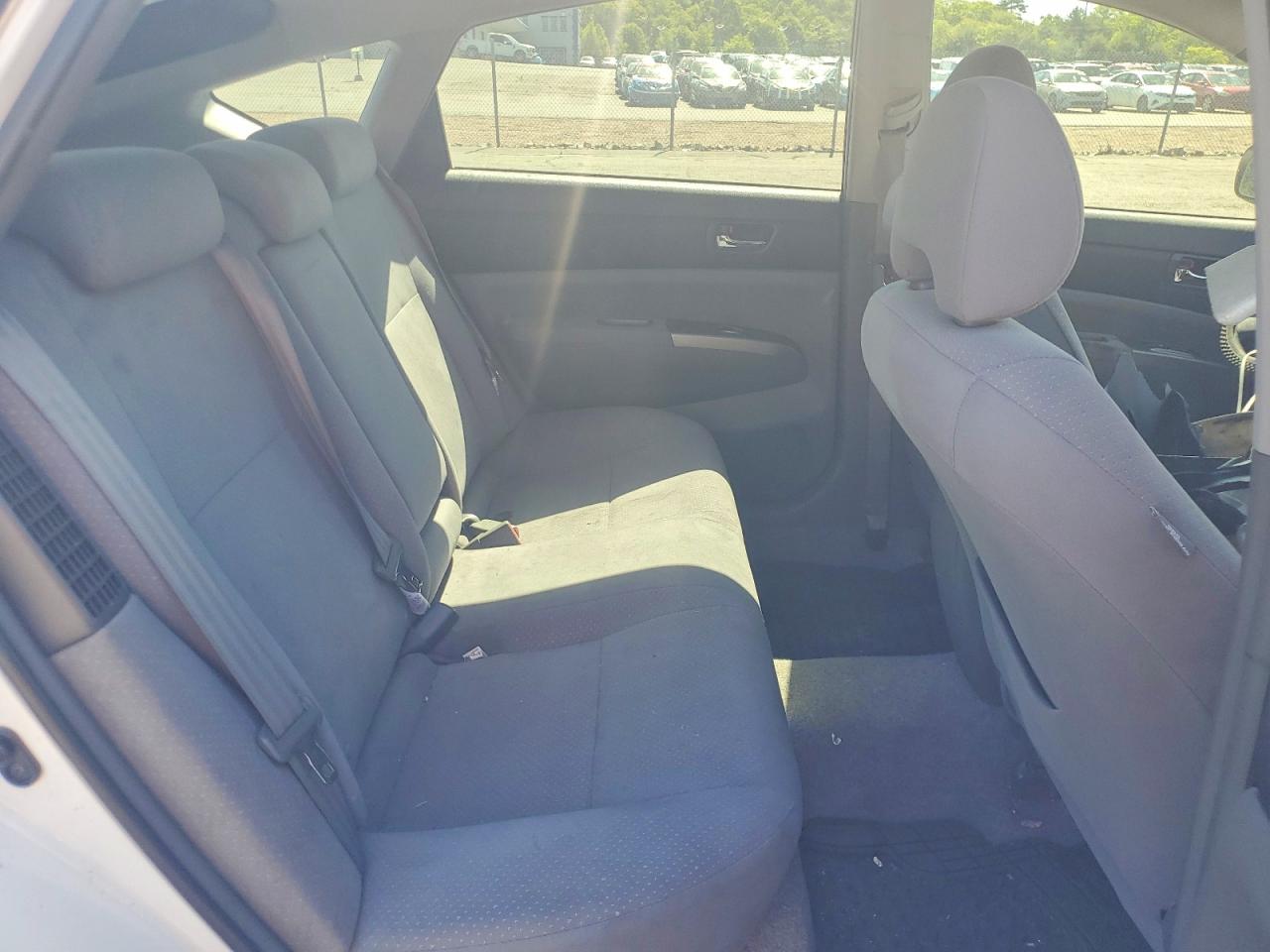 2007 Toyota Prius Base White vin: JTDKB20U873281393