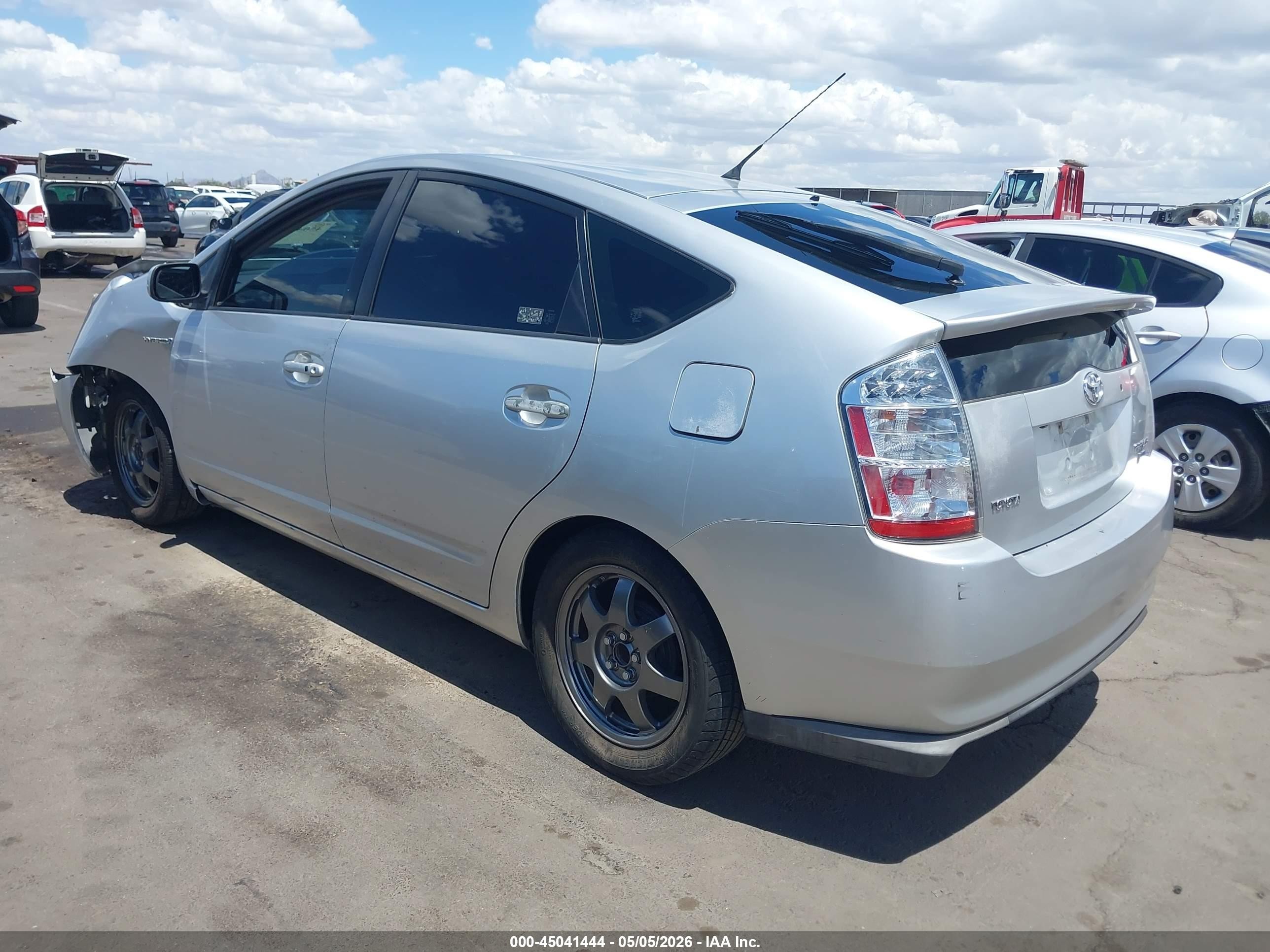 2007 Toyota Prius Touring Серебряный vin: JTDKB20U873294645