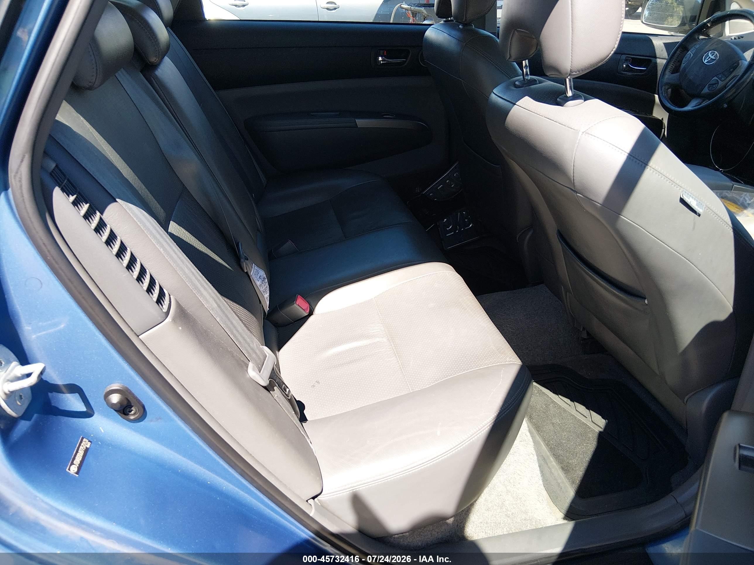2007 Toyota Prius Touring Blue vin: JTDKB20U877572131