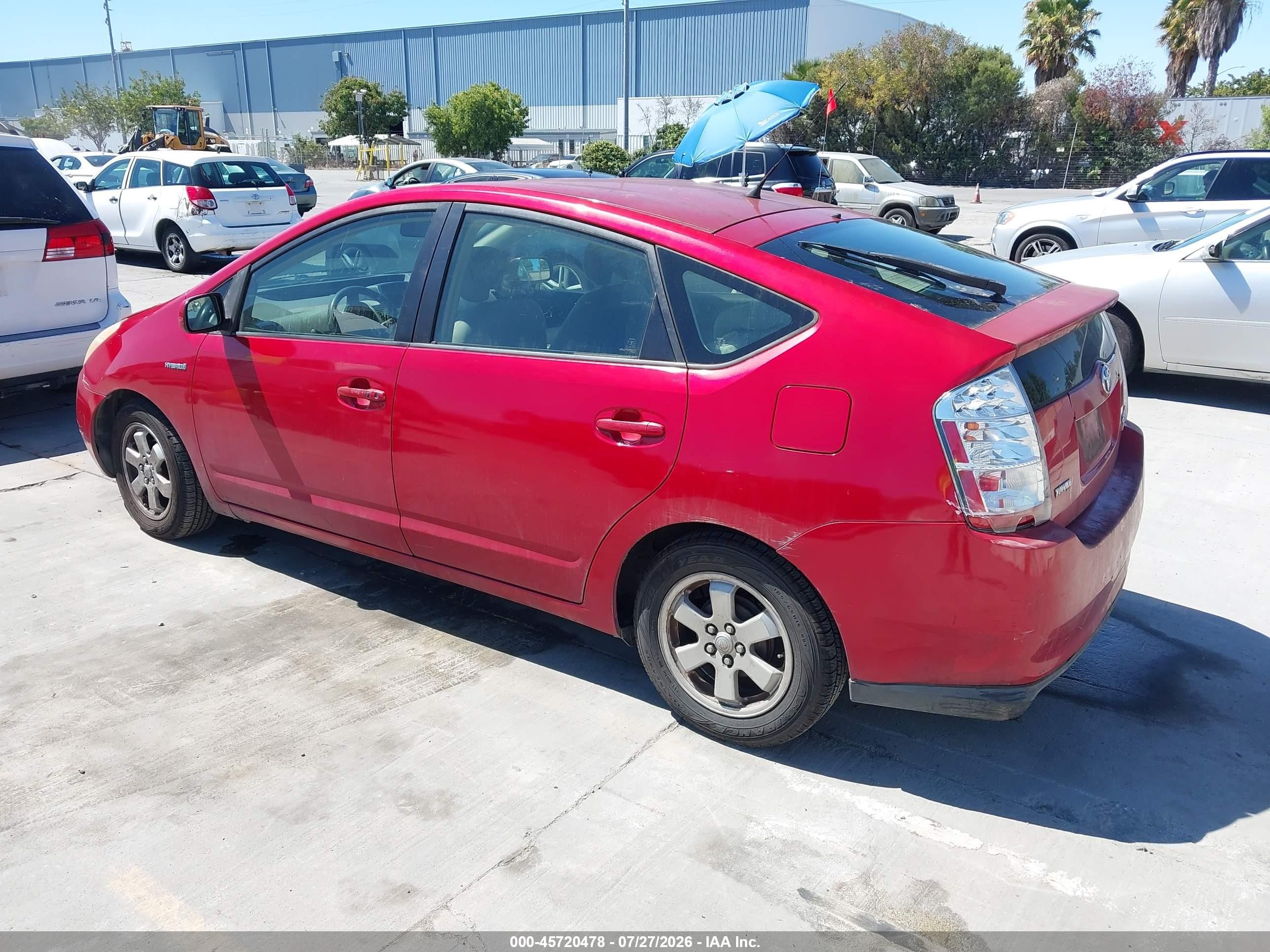 2007 Toyota Prius   Red vin: JTDKB20U877596221