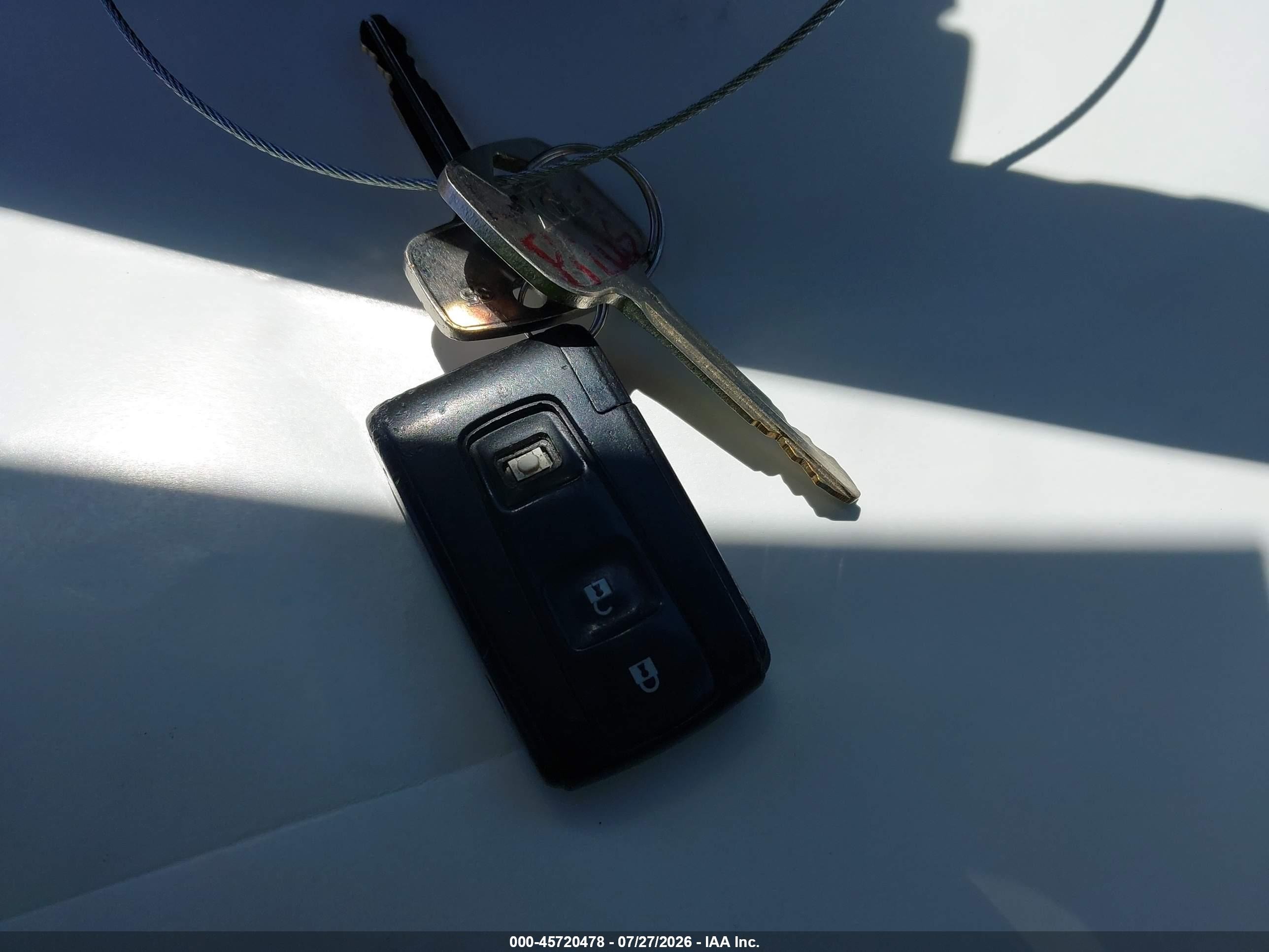 2007 Toyota Prius   Red vin: JTDKB20U877596221