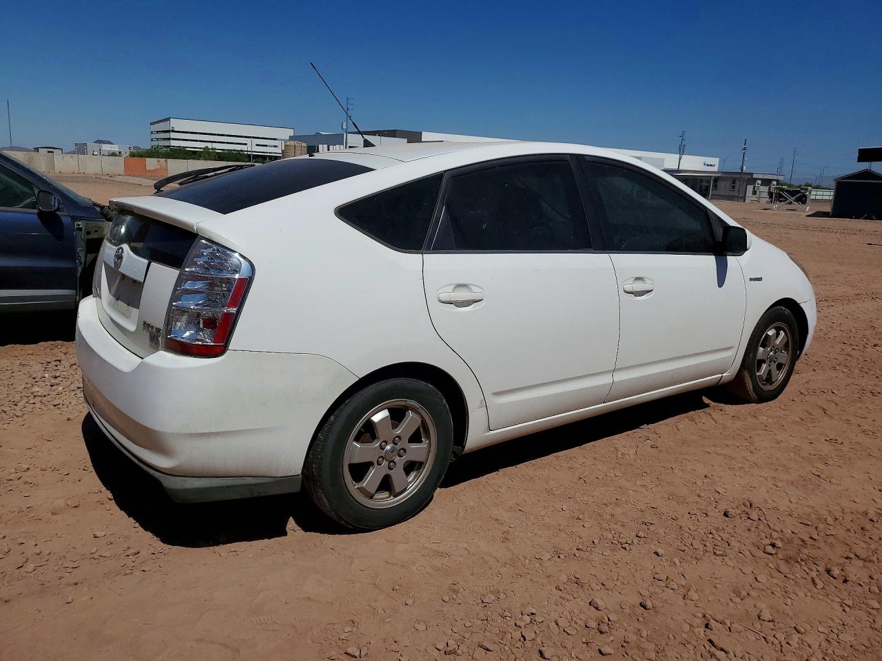2007 Toyota Prius Base White vin: JTDKB20U877620758