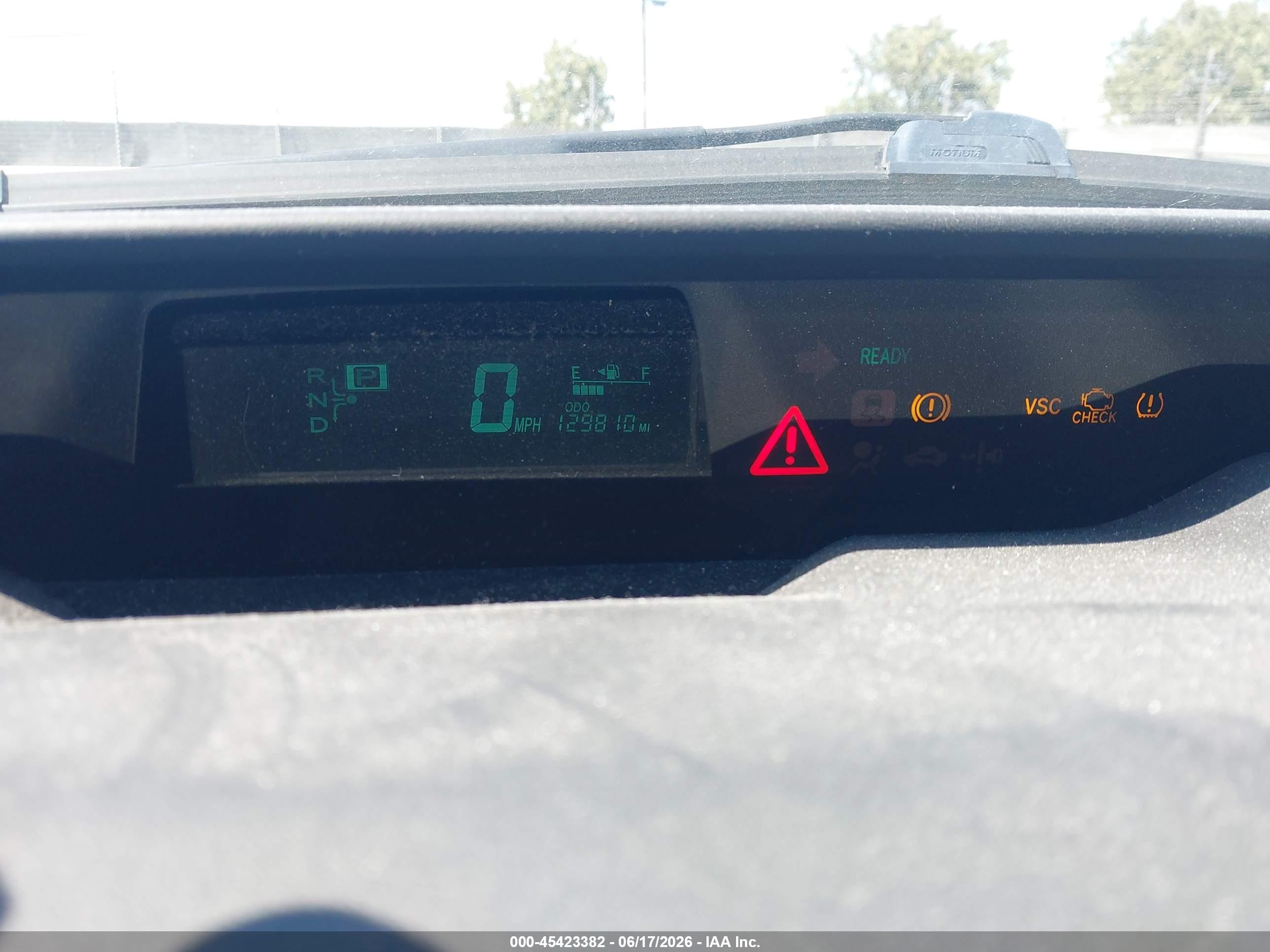 2007 Toyota Prius   Silver vin: JTDKB20U877621814