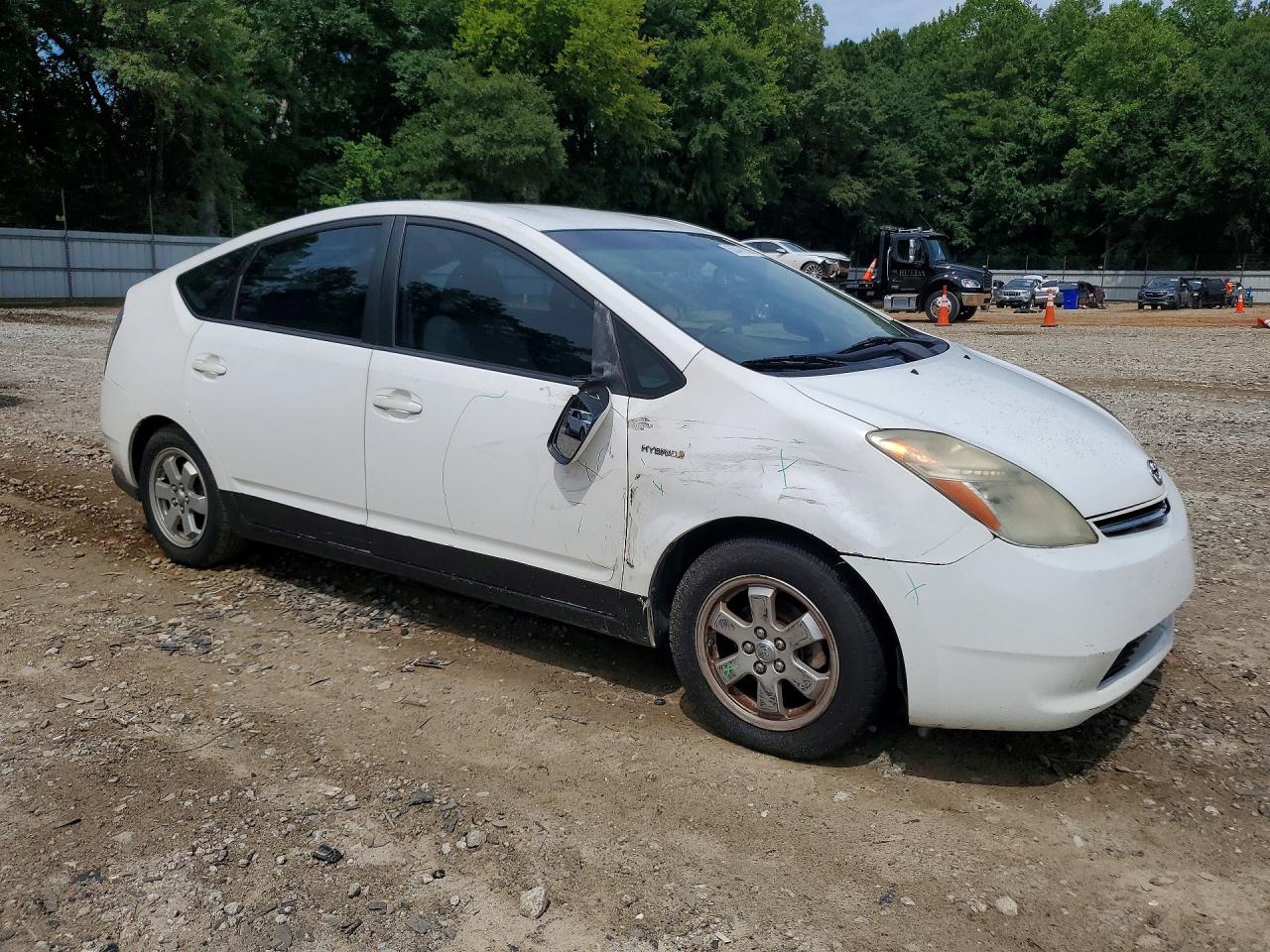 2007 Toyota Prius Base White vin: JTDKB20U877624633