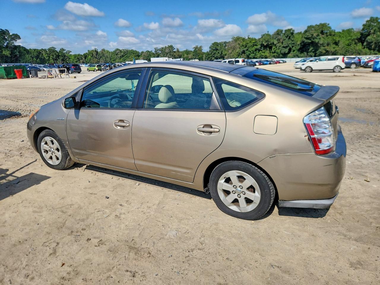 2007 Toyota Prius Base Золотой vin: JTDKB20U877660306