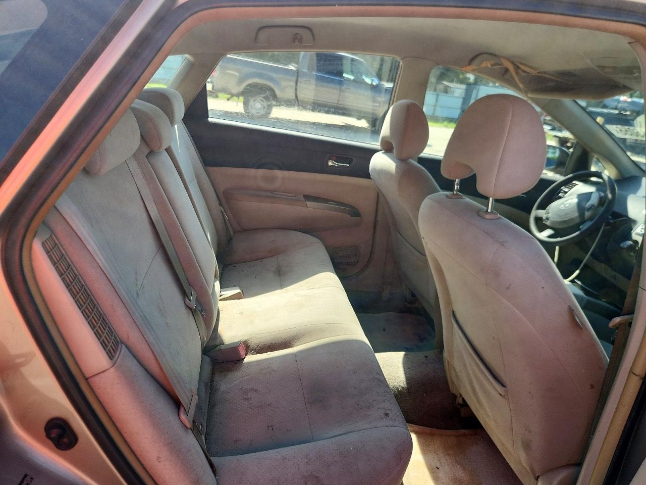 2007 Toyota Prius Base Золотой vin: JTDKB20U877660306