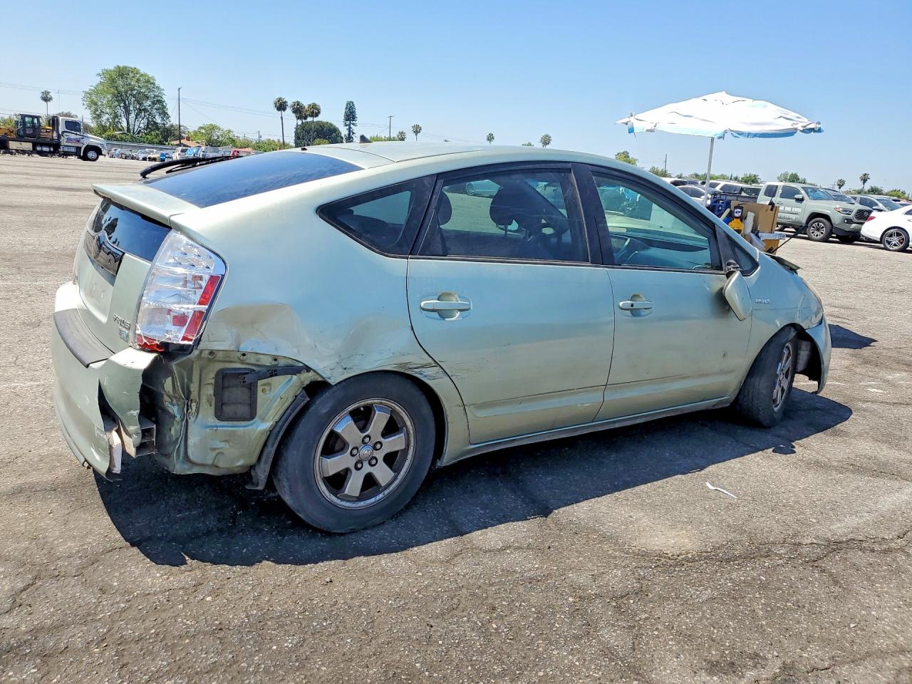 2007 Toyota Prius Base Green vin: JTDKB20U877670124