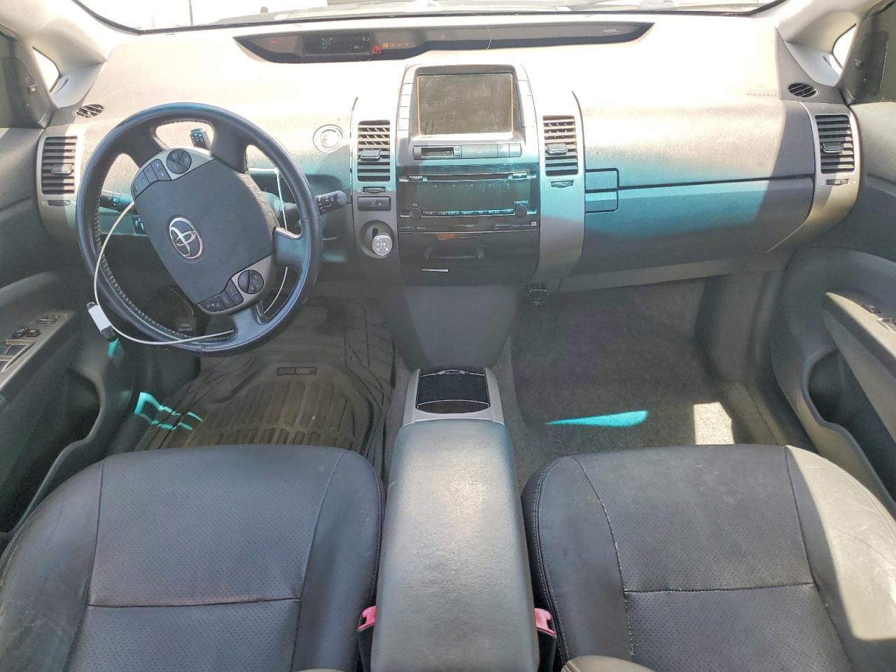 2007 Toyota Prius Touring Silver vin: JTDKB20U877689675