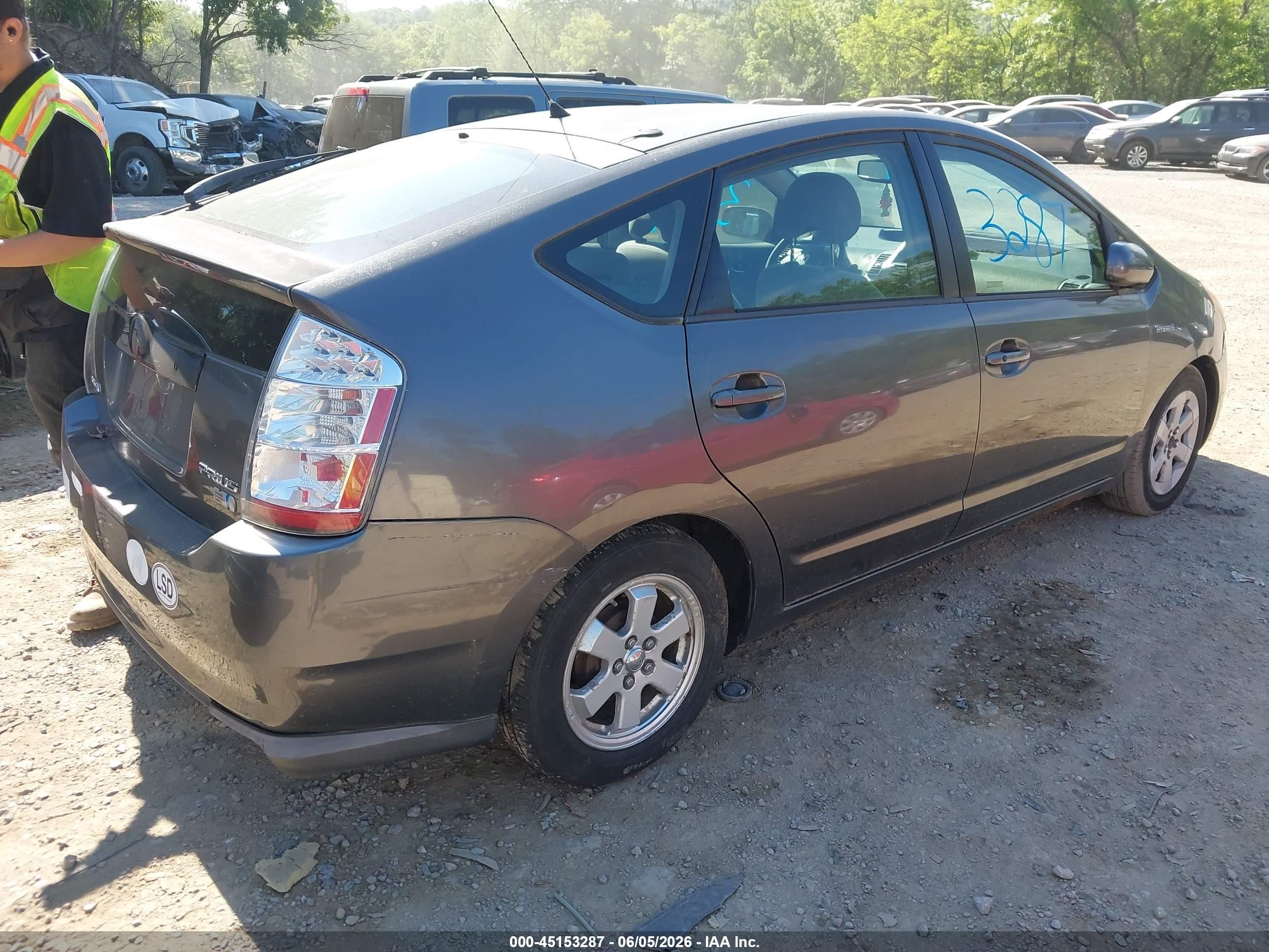 2008 Toyota Prius   Gray vin: JTDKB20U883300543