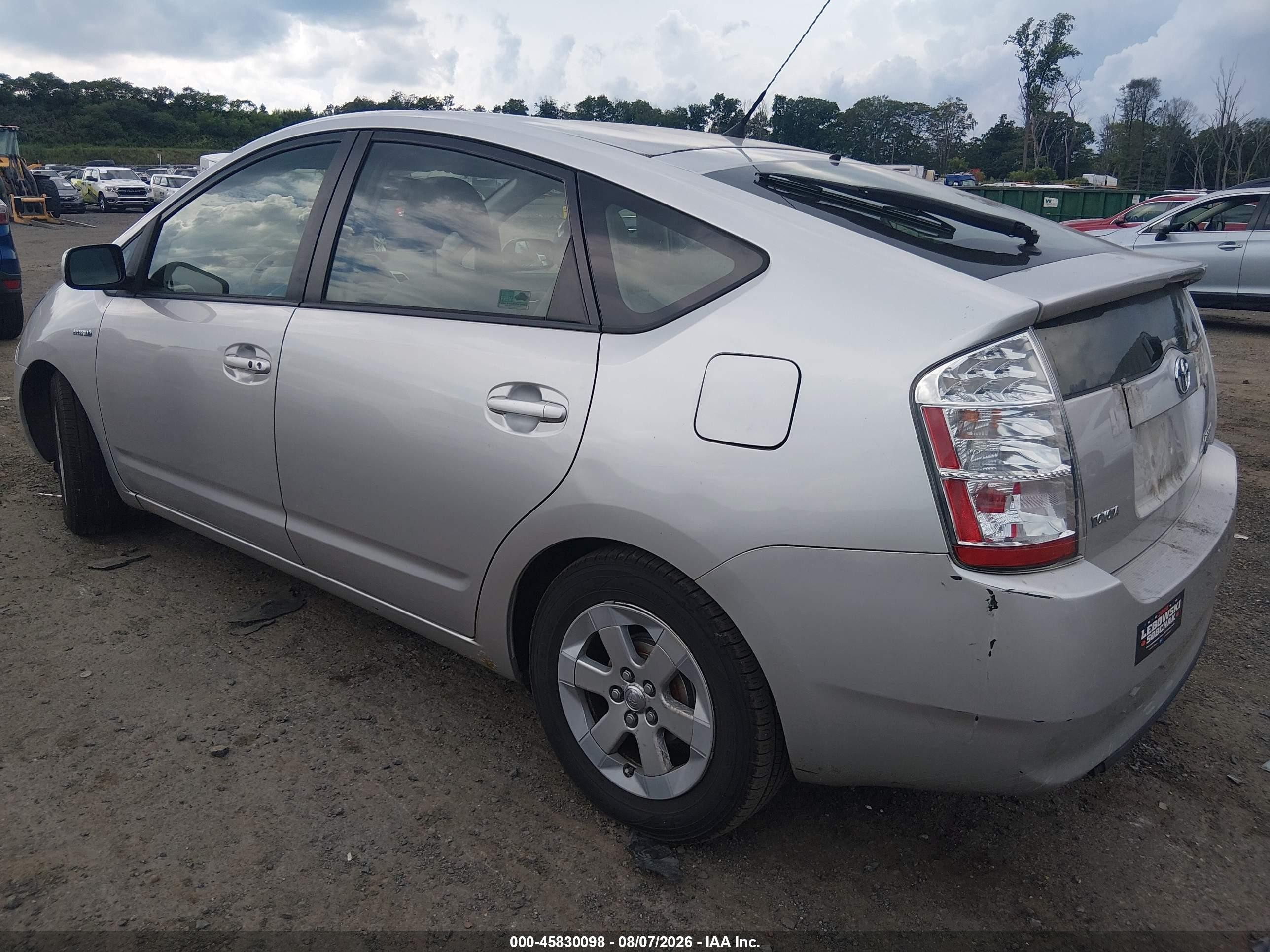 2008 Toyota Prius   Silver vin: JTDKB20U883377073