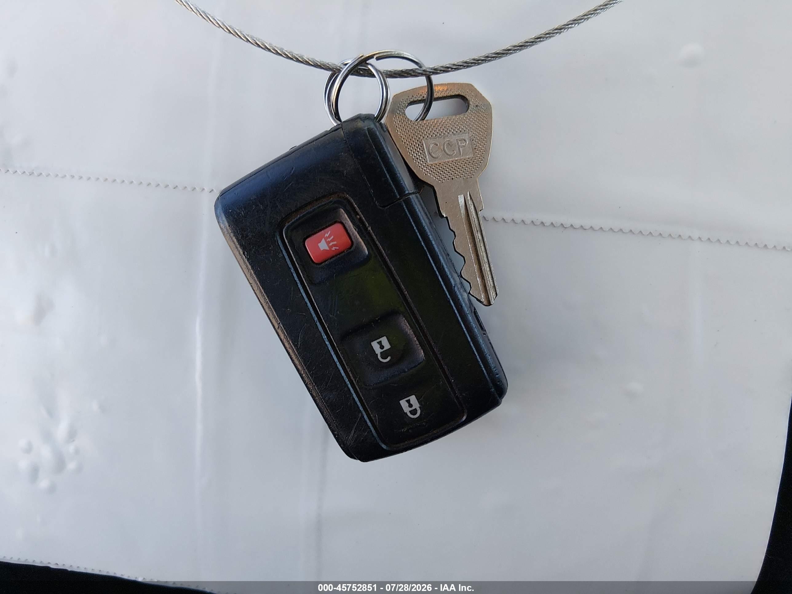 2008 Toyota Prius   Silver vin: JTDKB20U883377915