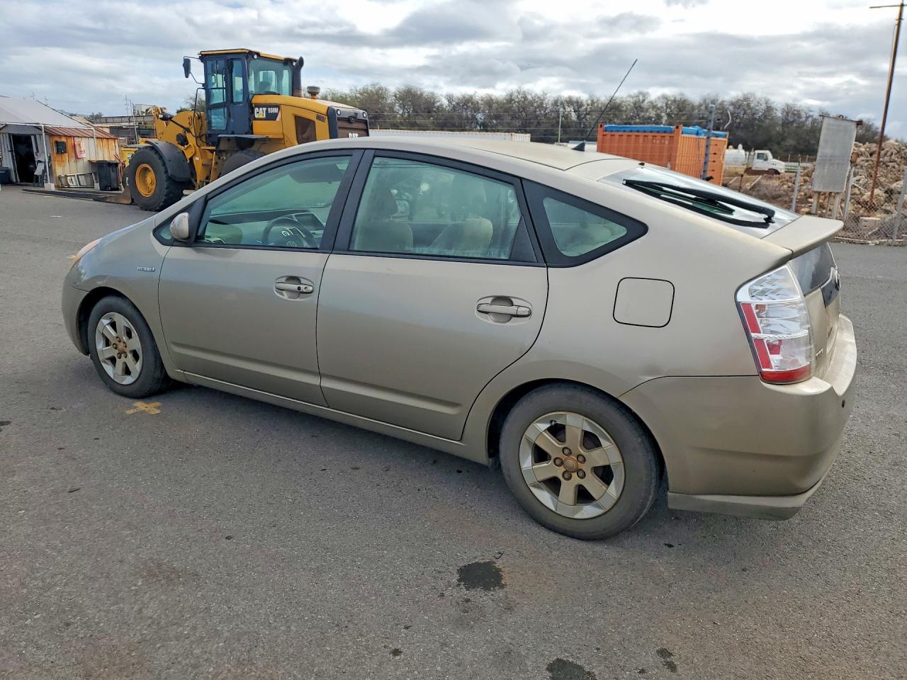 2008 Toyota Prius Standard Tan vin: JTDKB20U883379308