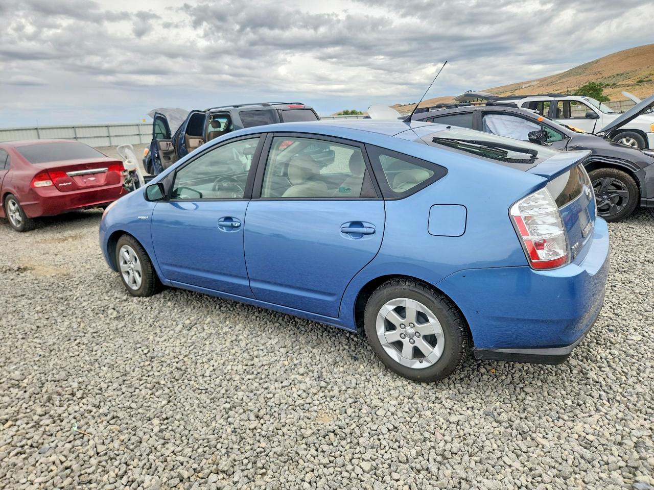 2008 Toyota Prius Base Blue vin: JTDKB20U887719209