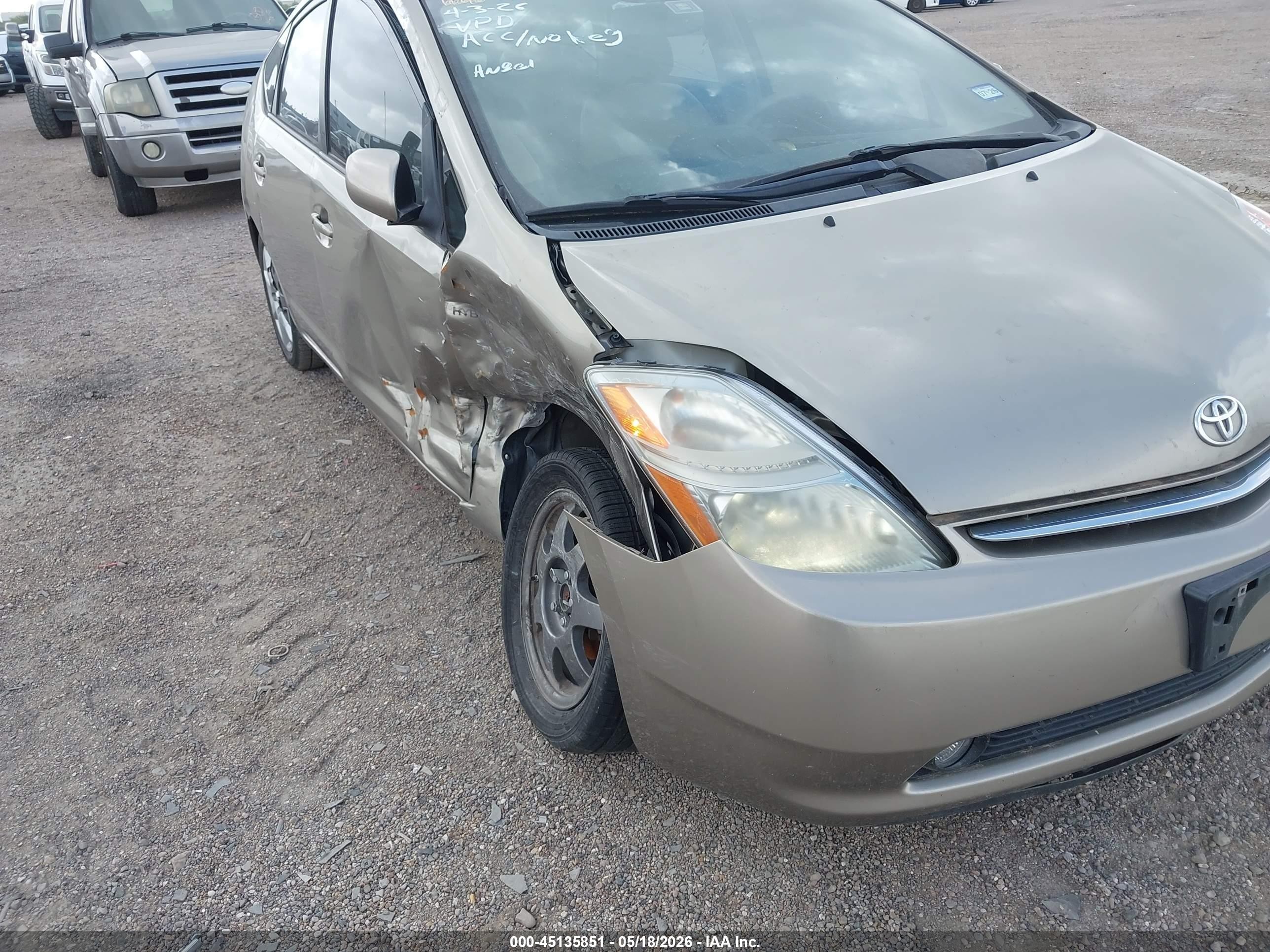 2008 Toyota Prius Touring Tan vin: JTDKB20U887736561