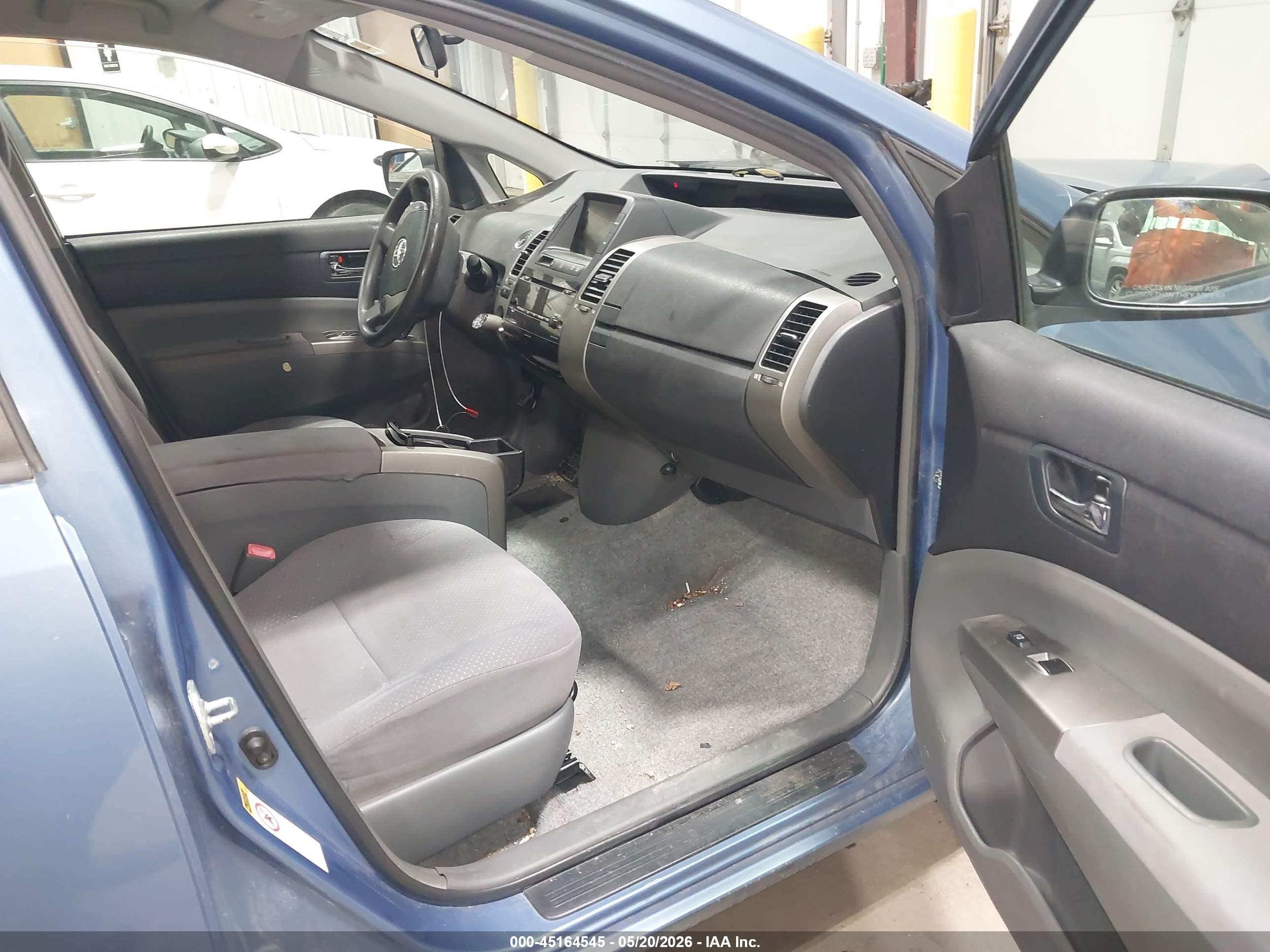 2008 Toyota Prius   Blue vin: JTDKB20U887794394