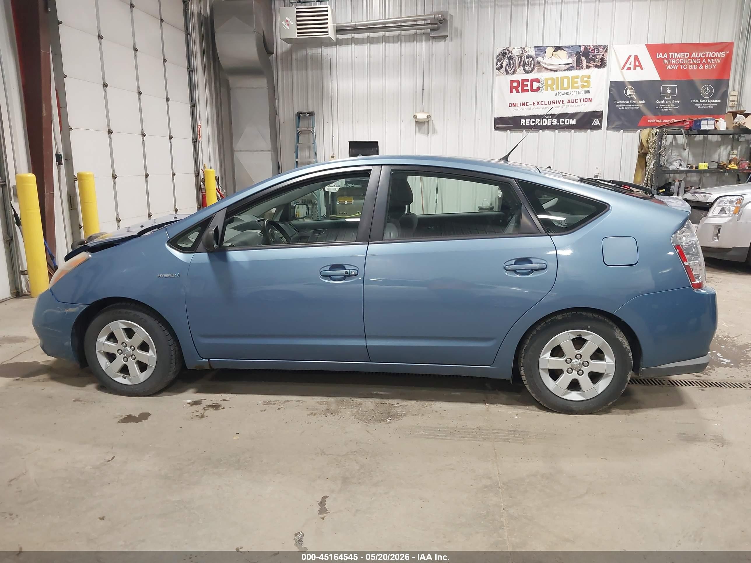 2008 Toyota Prius   Blue vin: JTDKB20U887794394