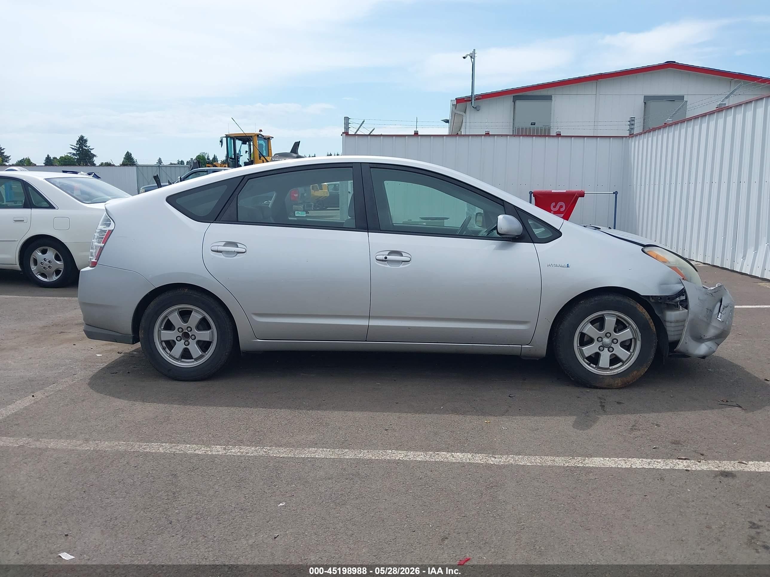 2008 Toyota Prius   Silver vin: JTDKB20U887796579
