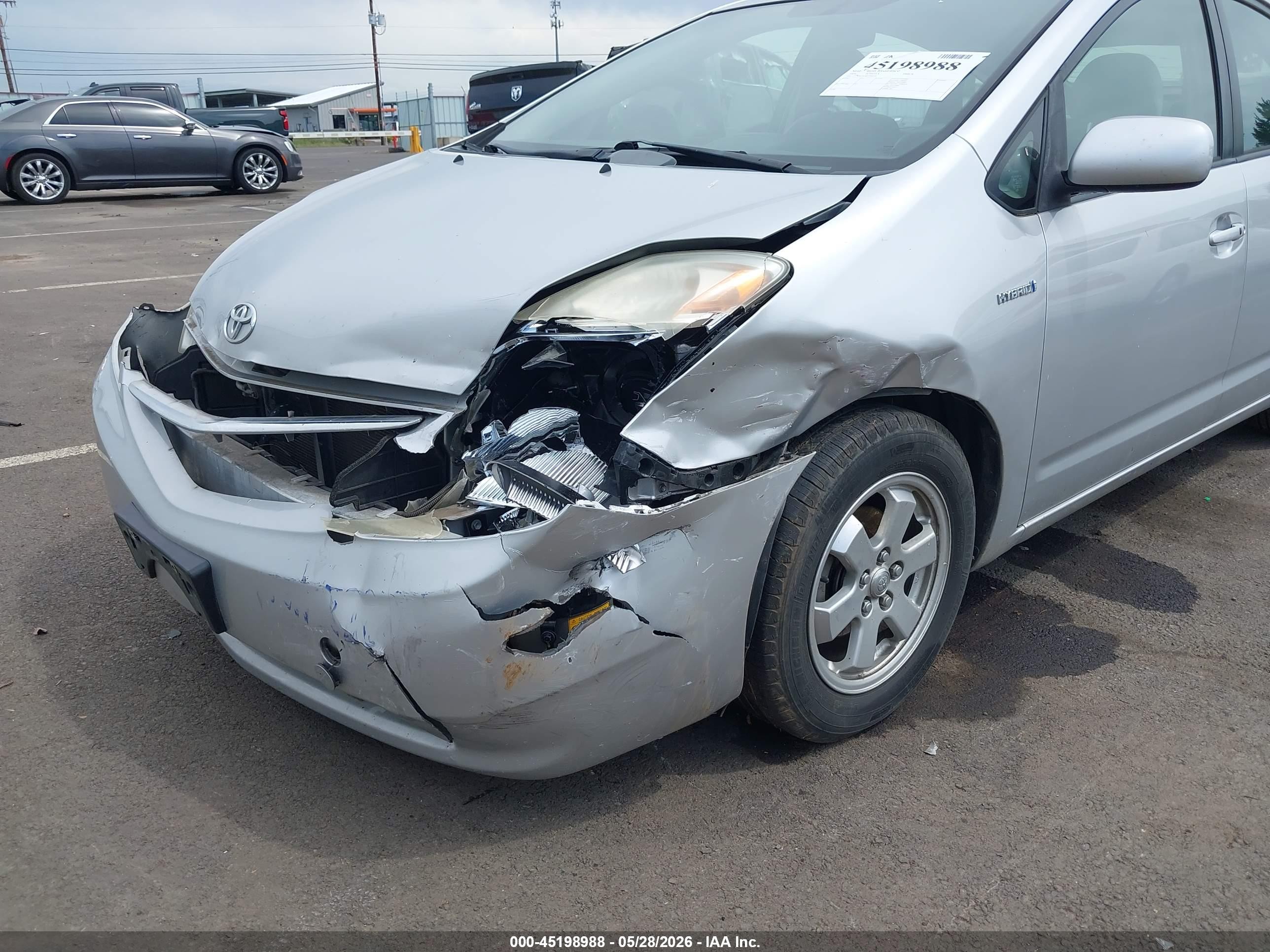 2008 Toyota Prius   Silver vin: JTDKB20U887796579