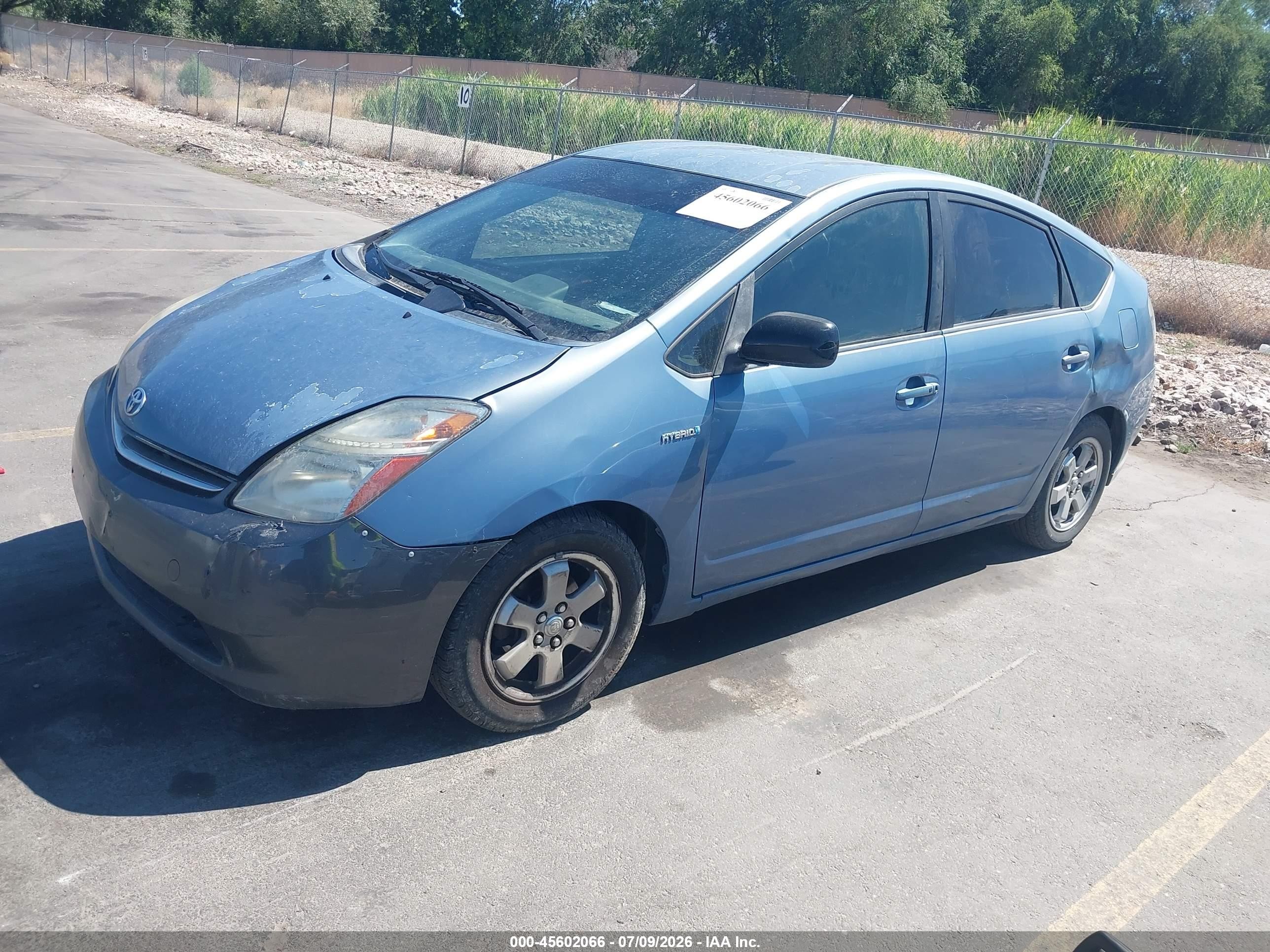 2008 Toyota Prius   Blue vin: JTDKB20U887800422