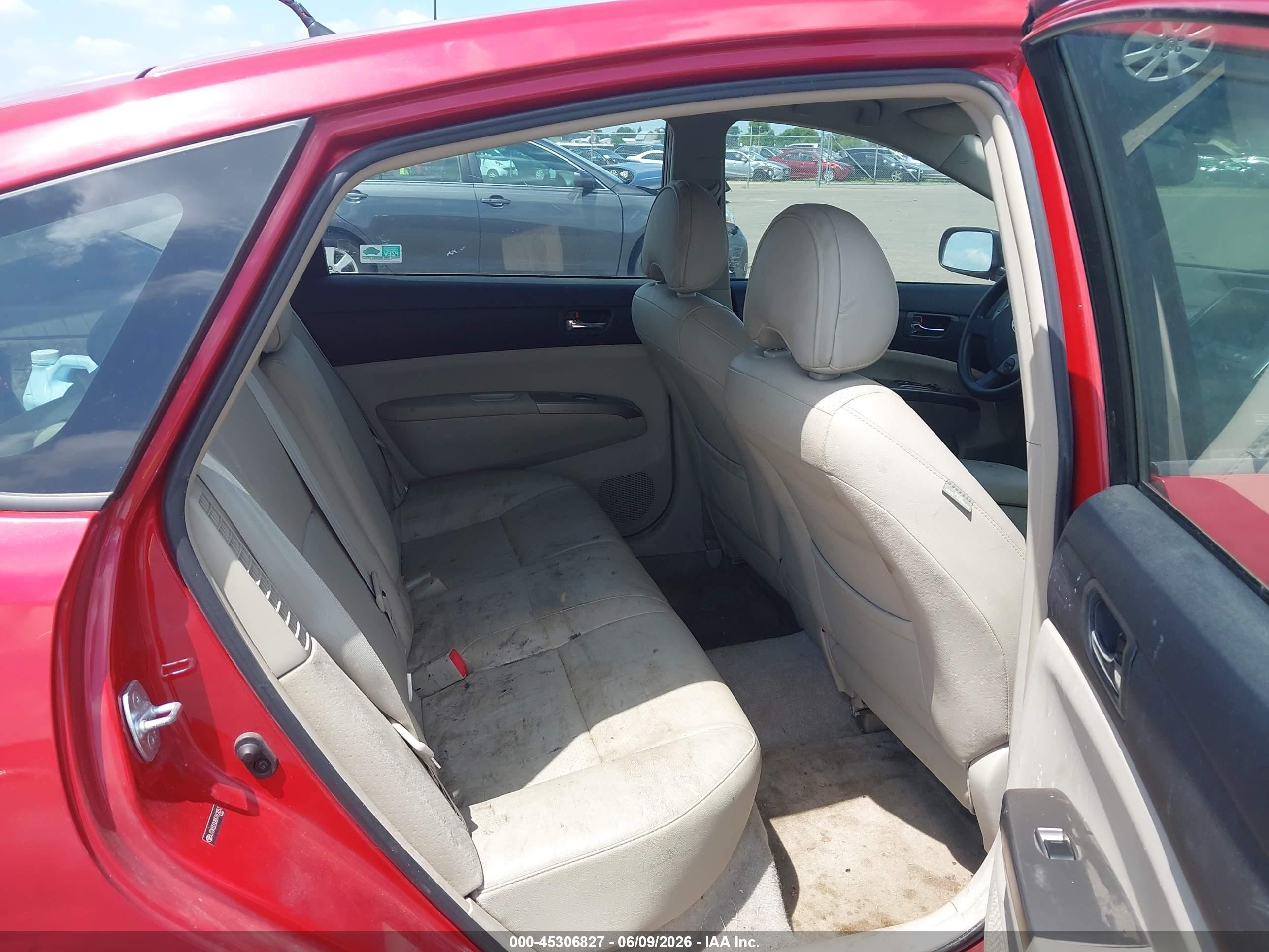 2008 Toyota Prius   Red vin: JTDKB20U887812053