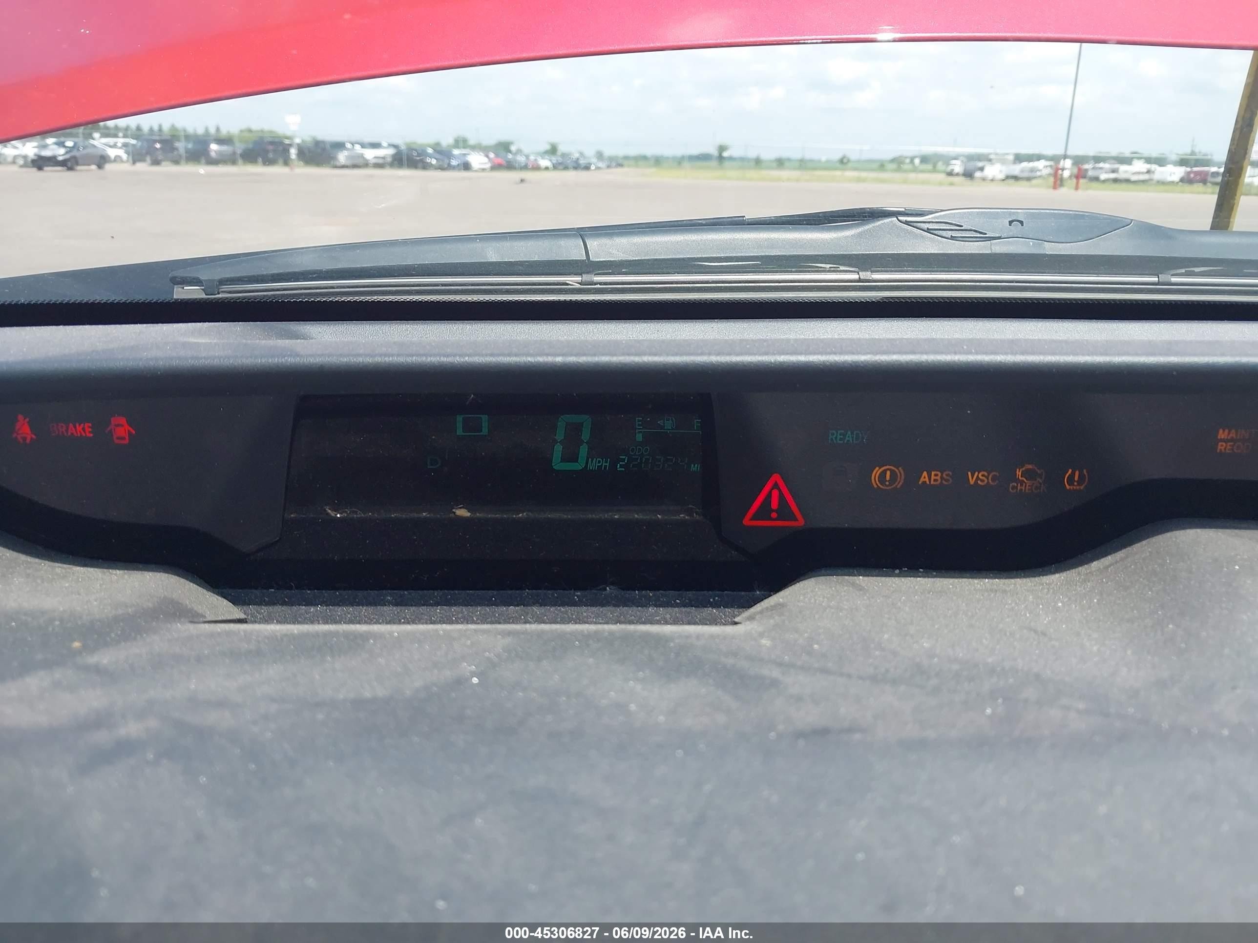 2008 Toyota Prius   Red vin: JTDKB20U887812053