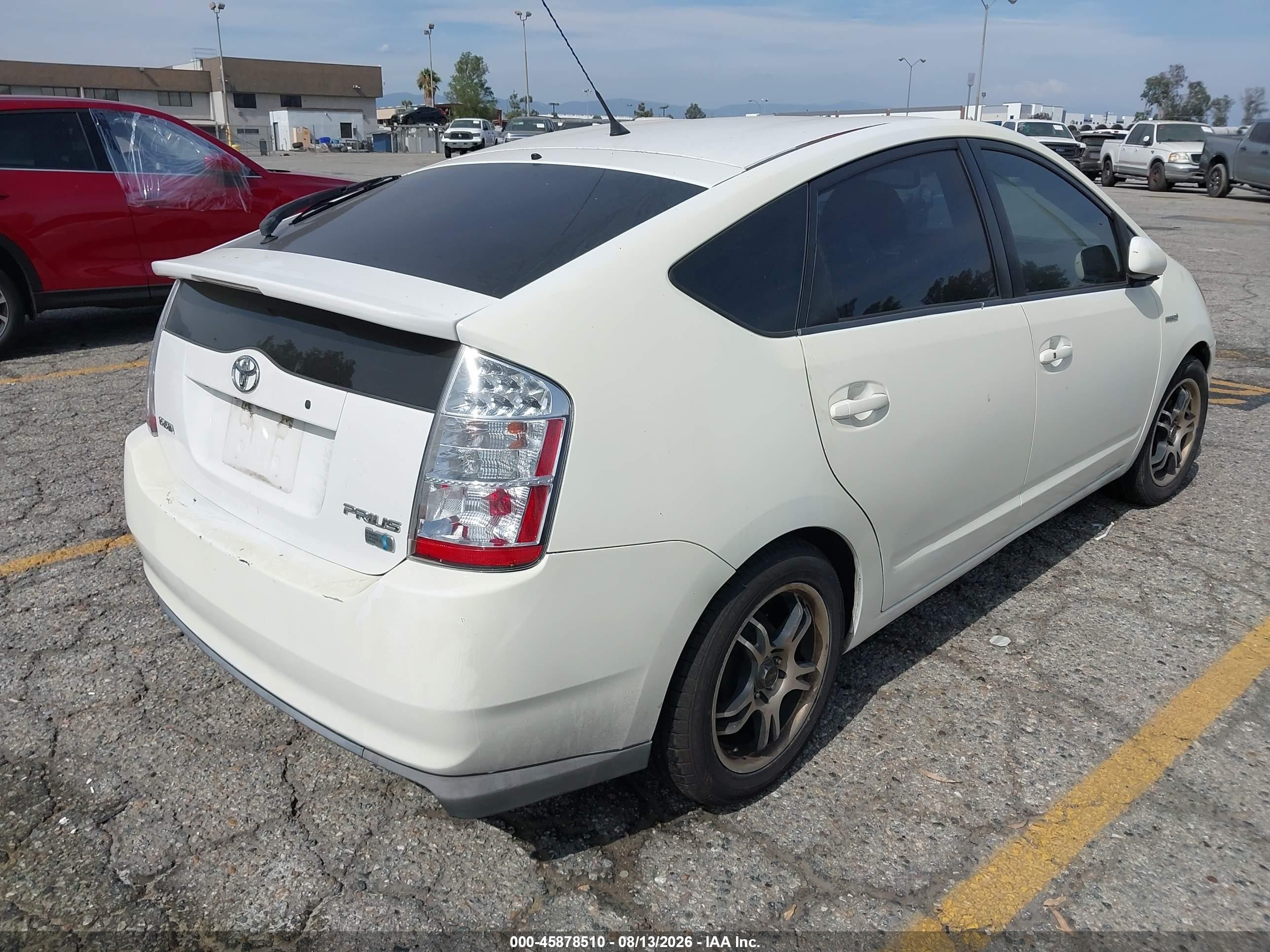 2009 Toyota Prius Touring White vin: JTDKB20U893503630