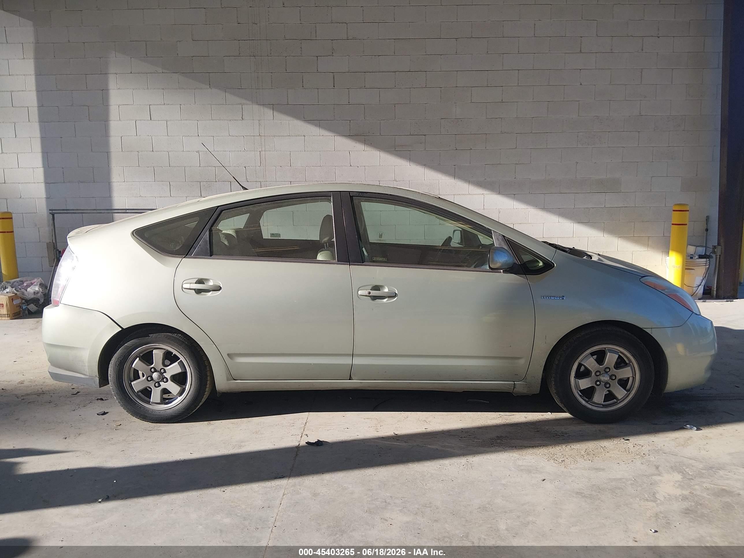 2009 Toyota Prius   Green vin: JTDKB20U893508794