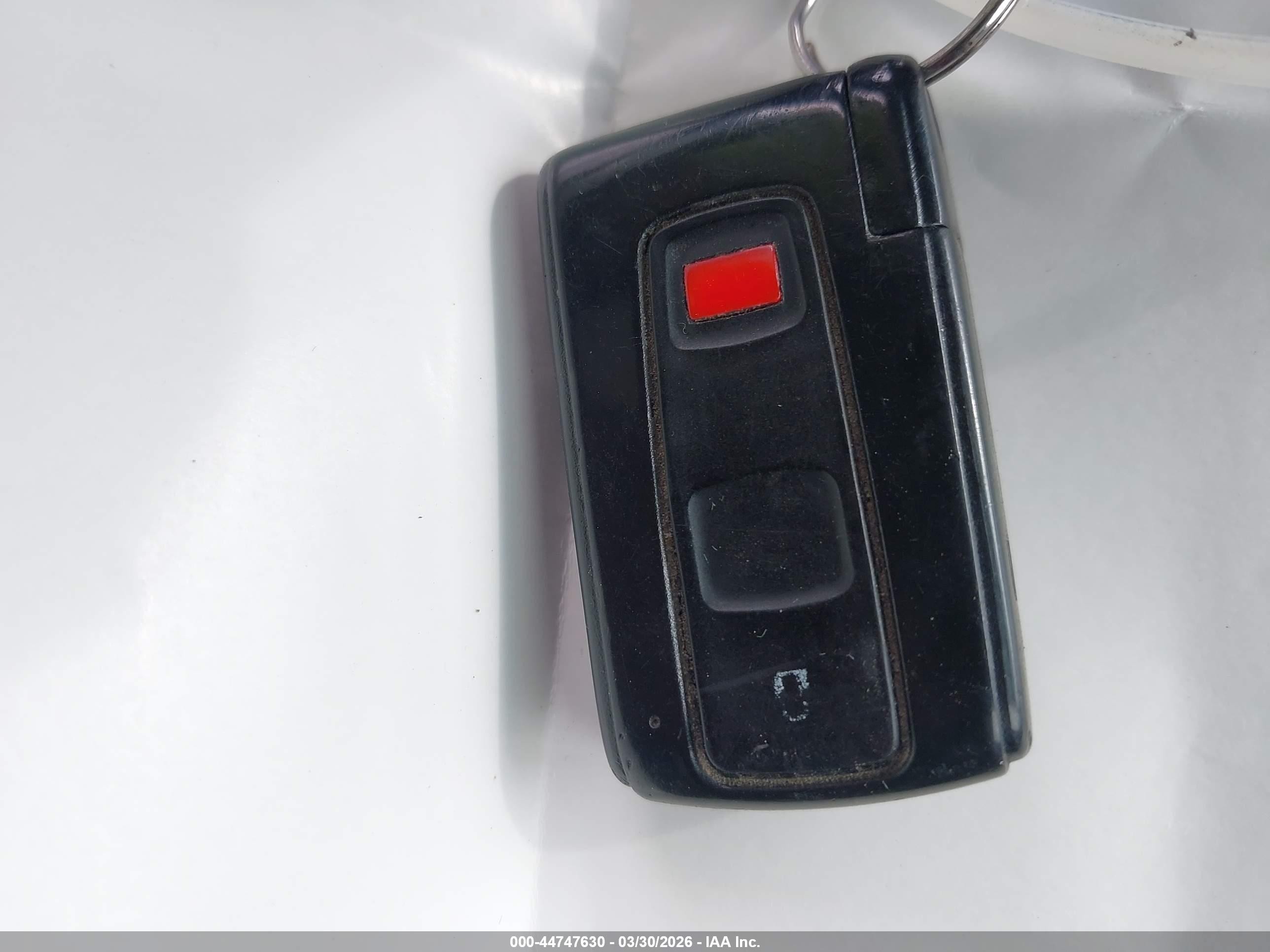 2009 Toyota Prius   Blue vin: JTDKB20U897826732