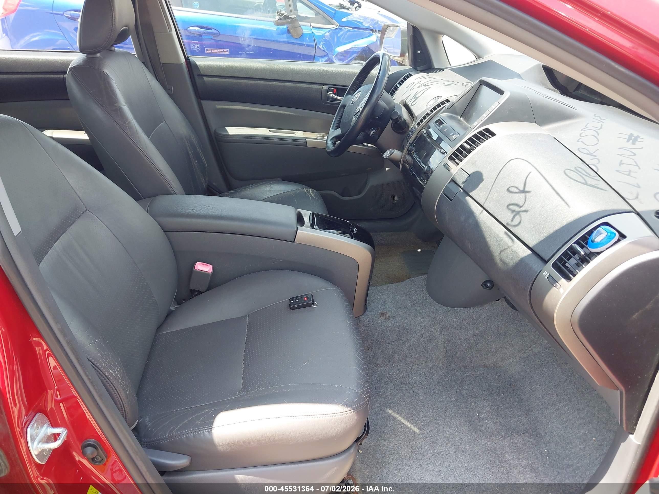 2009 Toyota Prius   Red vin: JTDKB20U897840114