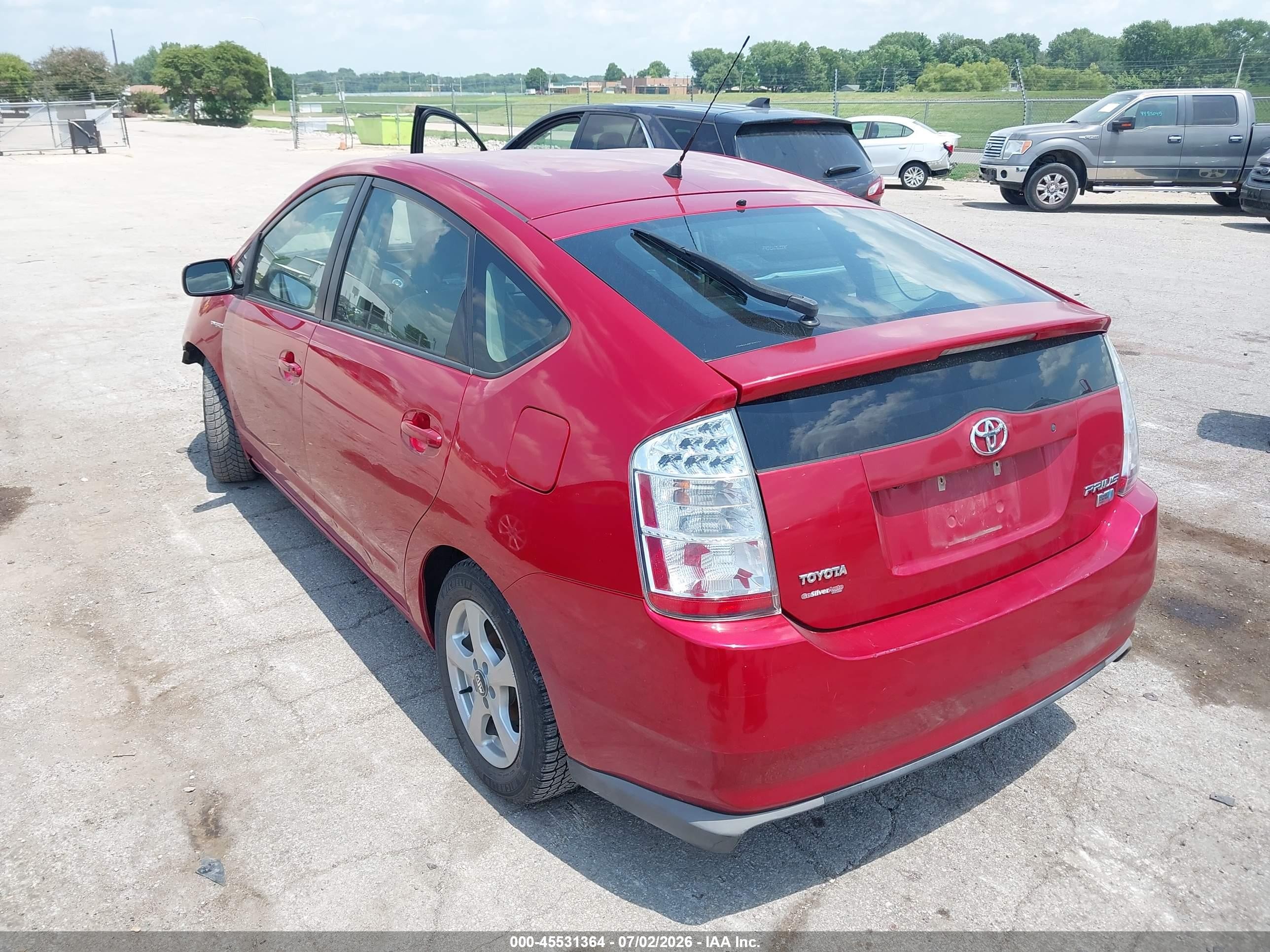 2009 Toyota Prius   Red vin: JTDKB20U897840114