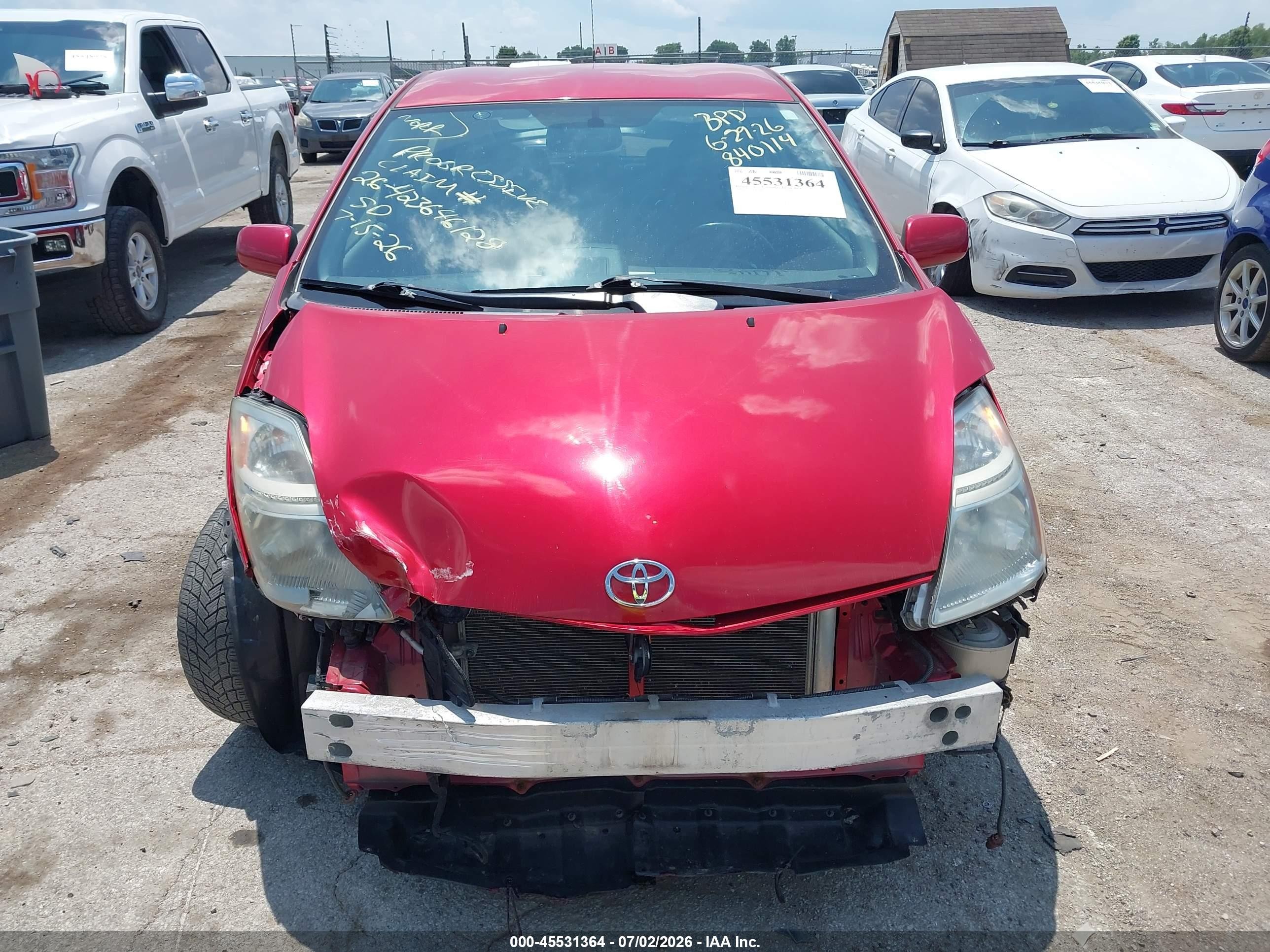 2009 Toyota Prius   Red vin: JTDKB20U897840114
