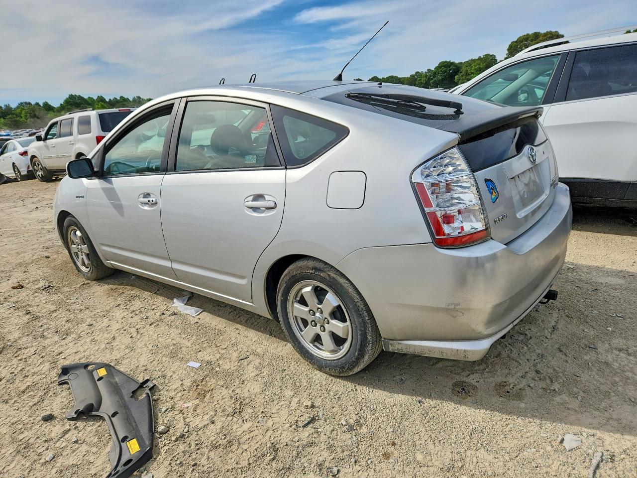 2009 Toyota Prius Base Silver vin: JTDKB20U897846592