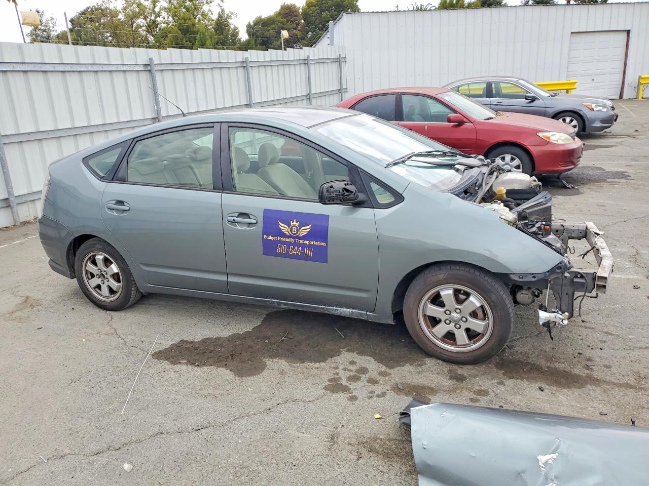 2004 Toyota Prius Base Серебряный vin: JTDKB20U940024918