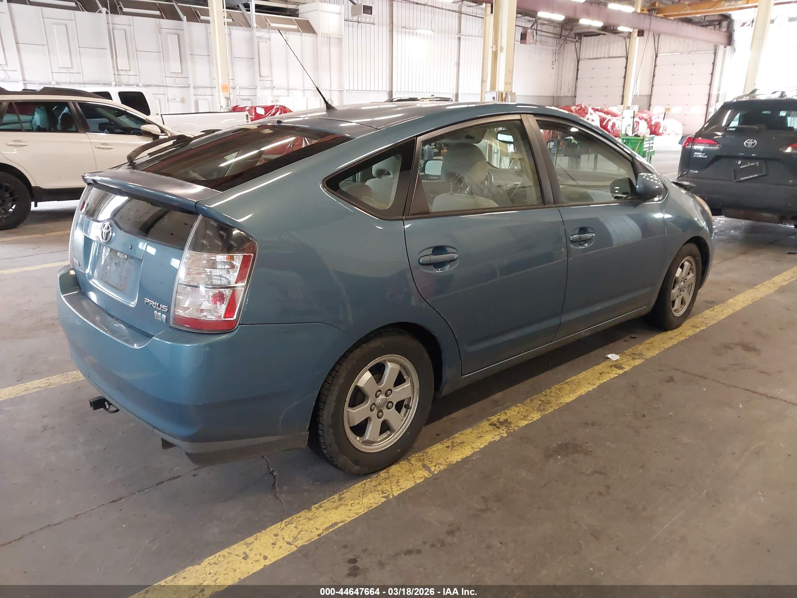 2005 Toyota Prius   Blue vin: JTDKB20U950117360