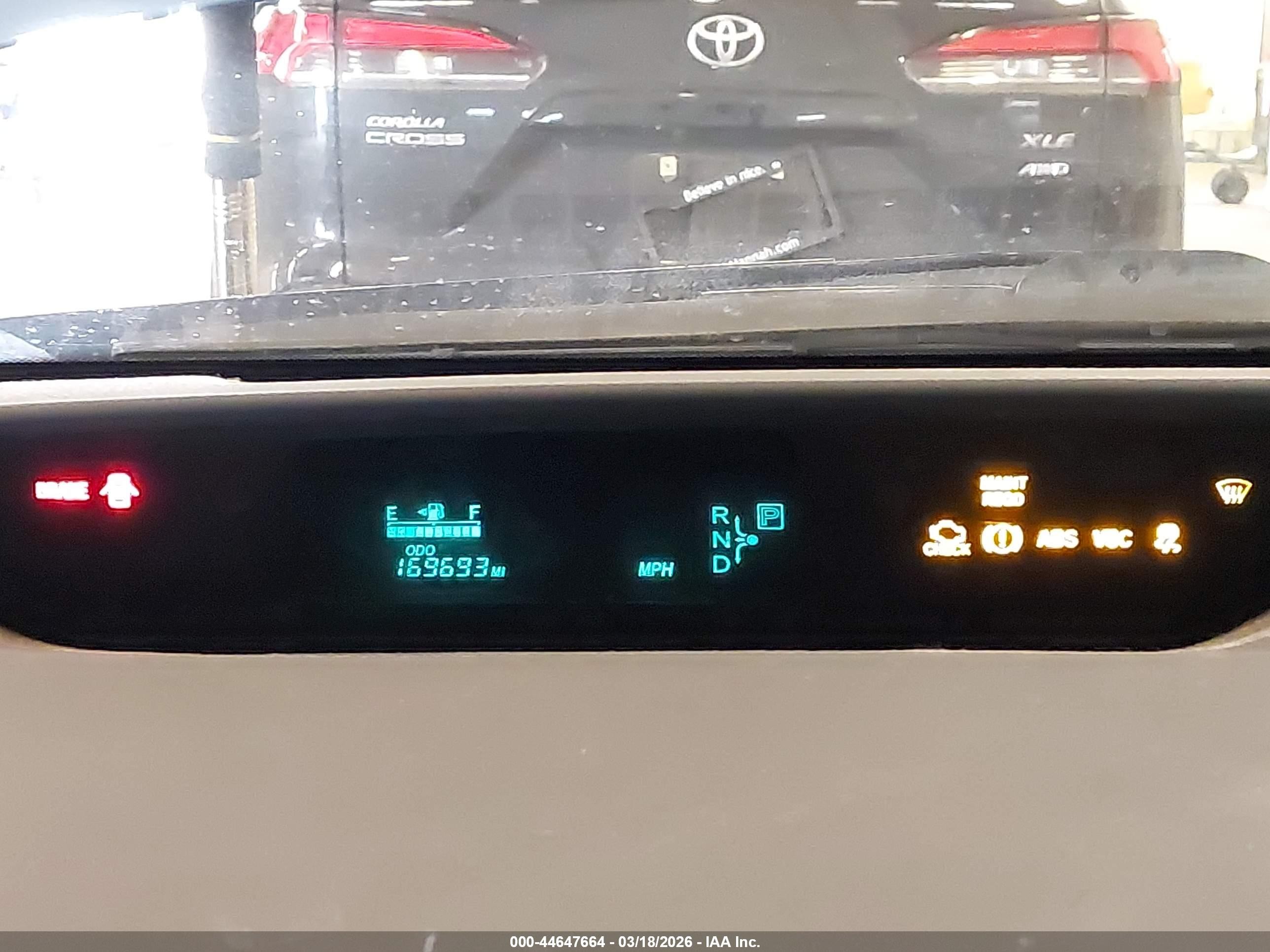 2005 Toyota Prius   Blue vin: JTDKB20U950117360