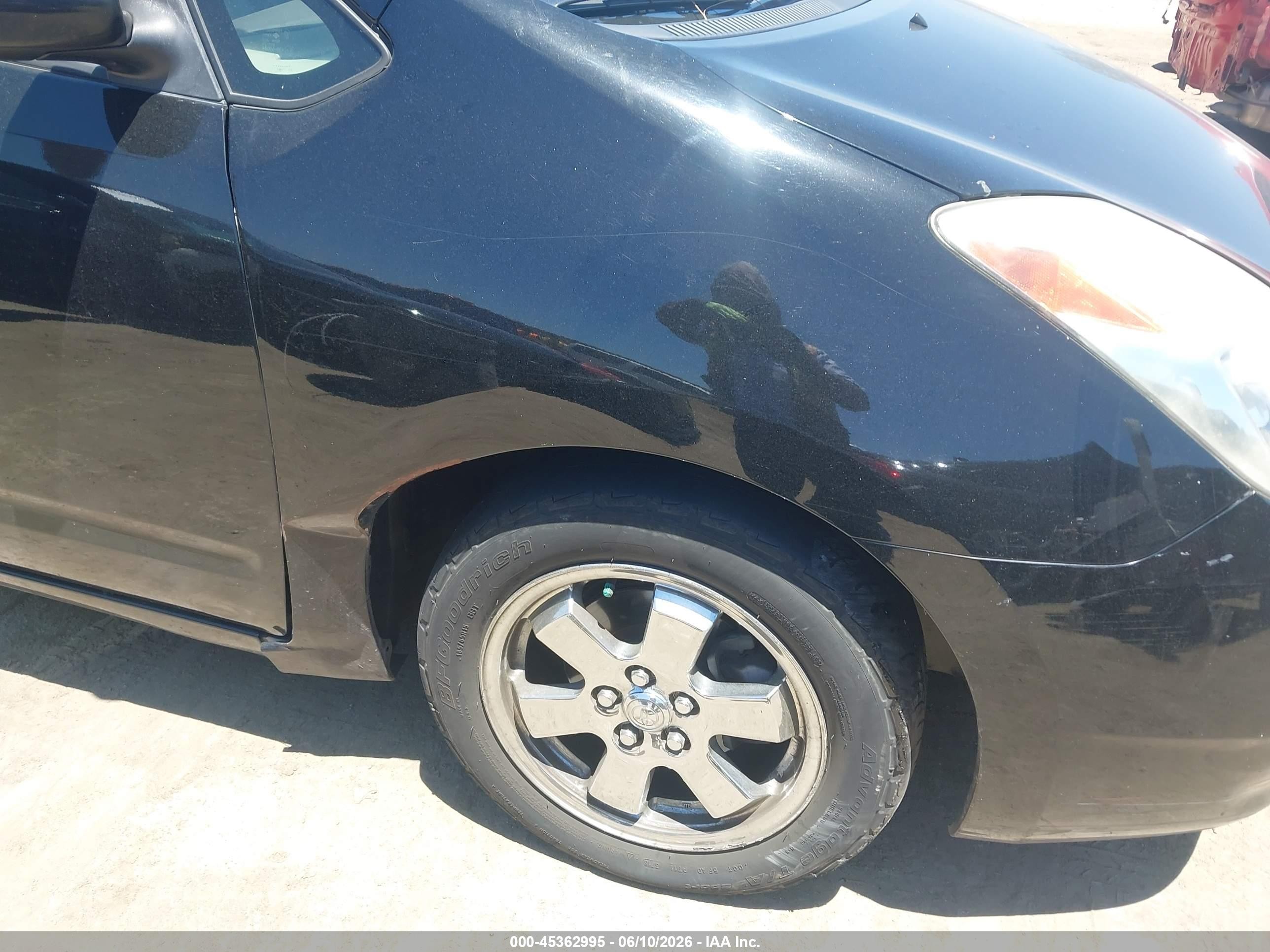 2005 Toyota Prius   Black vin: JTDKB20U950129072