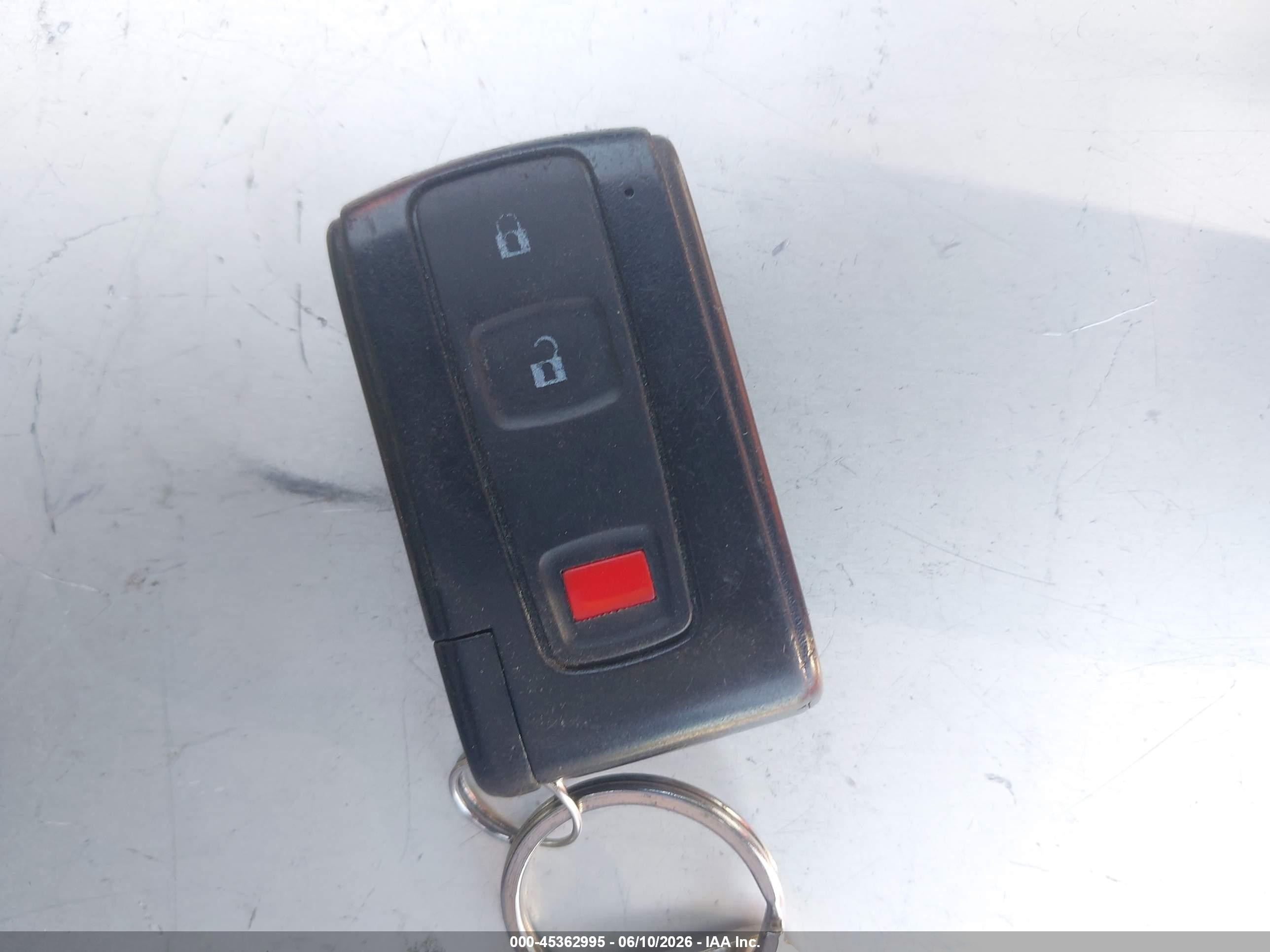 2005 Toyota Prius   Black vin: JTDKB20U950129072
