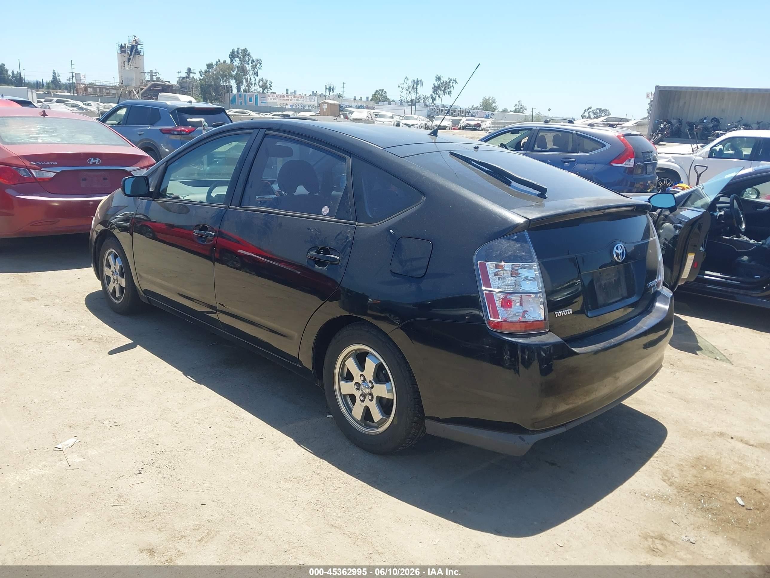 2005 Toyota Prius   Black vin: JTDKB20U950129072