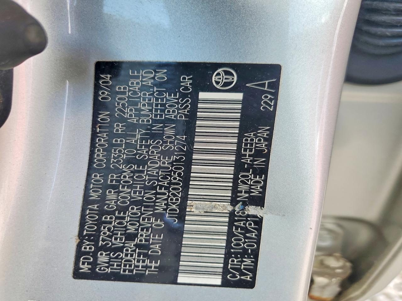 2005 Toyota Prius Base Silver vin: JTDKB20U950131274