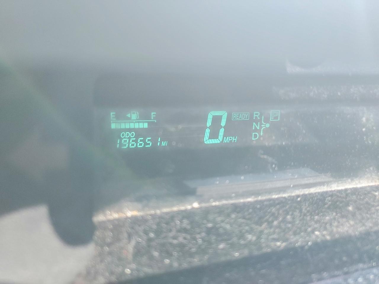 2005 Toyota Prius Base Silver vin: JTDKB20U950131274