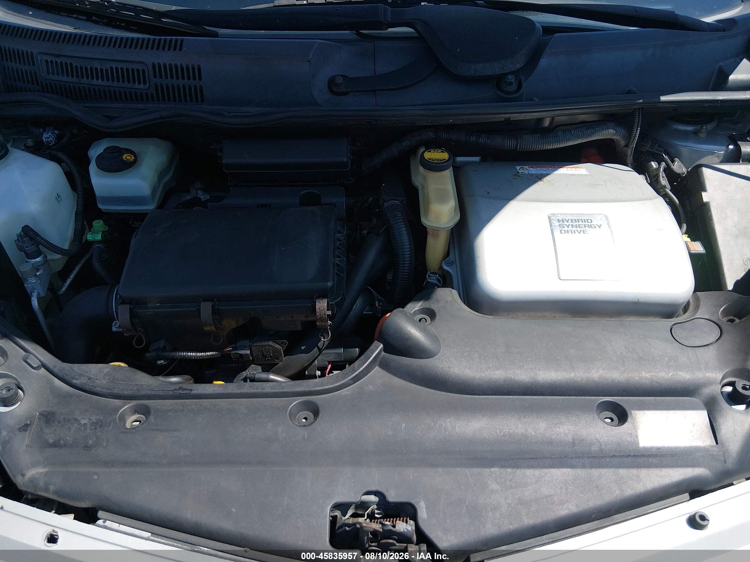 2005 Toyota Prius   Silver vin: JTDKB20U953003731