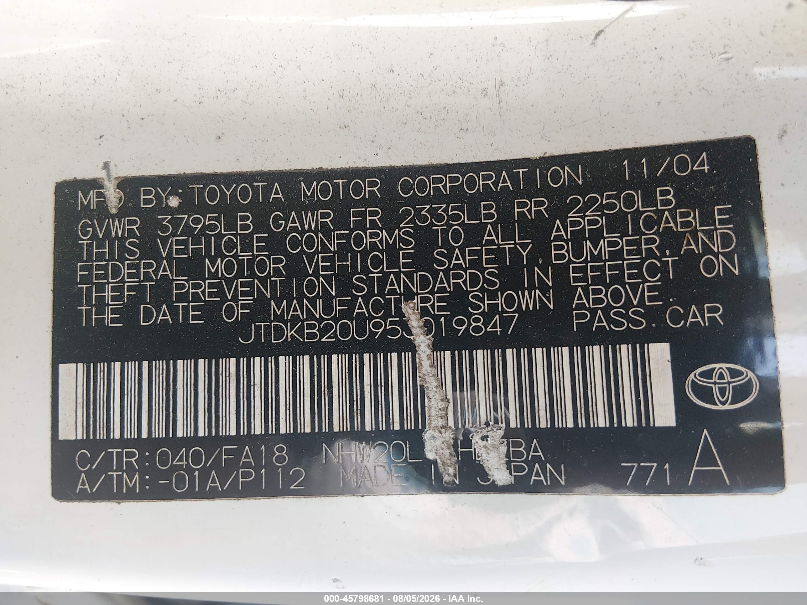 2005 Toyota Prius   White vin: JTDKB20U953019847
