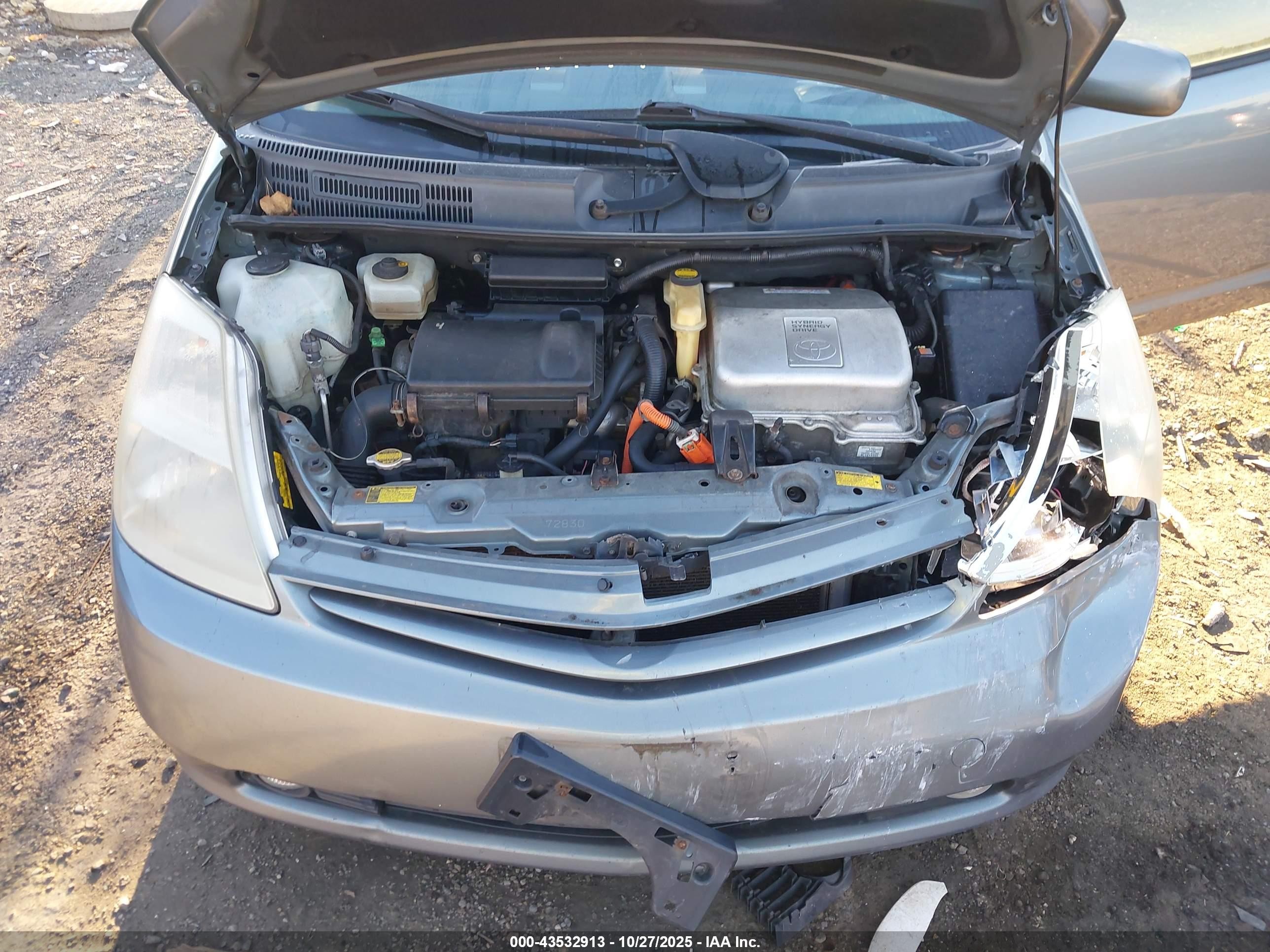 2005 Toyota Prius   Gray vin: JTDKB20U953022716