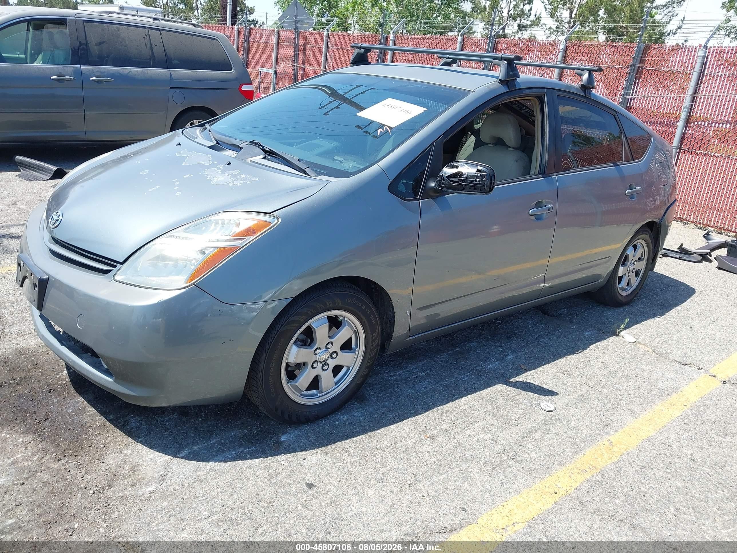 2005 Toyota Prius   Green vin: JTDKB20U953050256