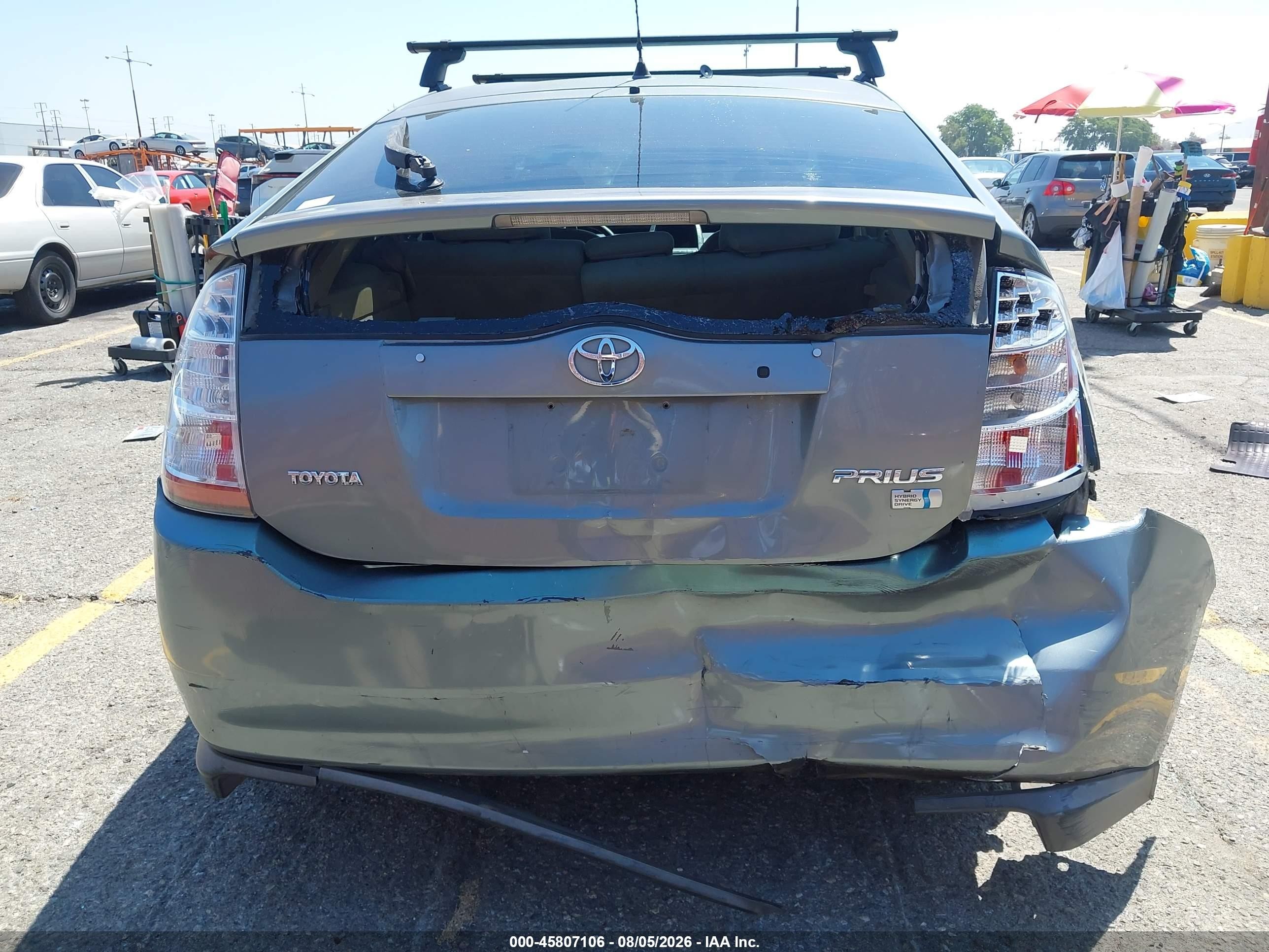 2005 Toyota Prius   Green vin: JTDKB20U953050256