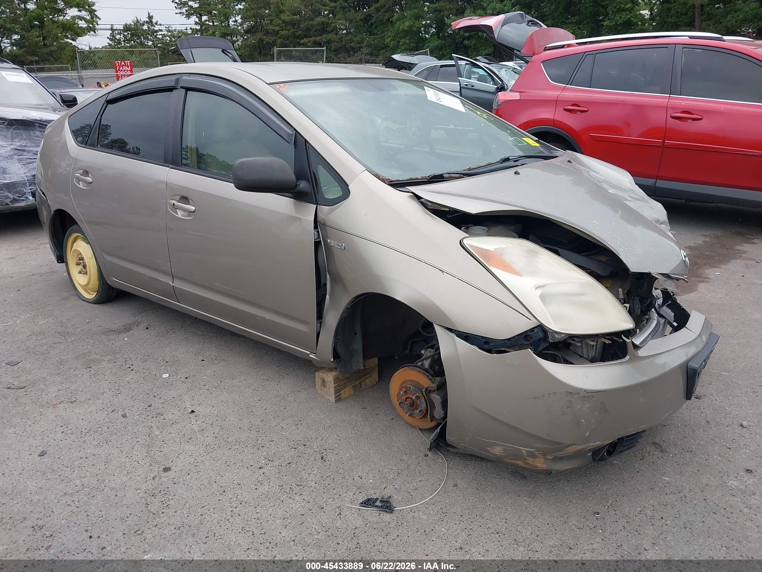 2005 Toyota Prius   Gray vin: JTDKB20U953051066