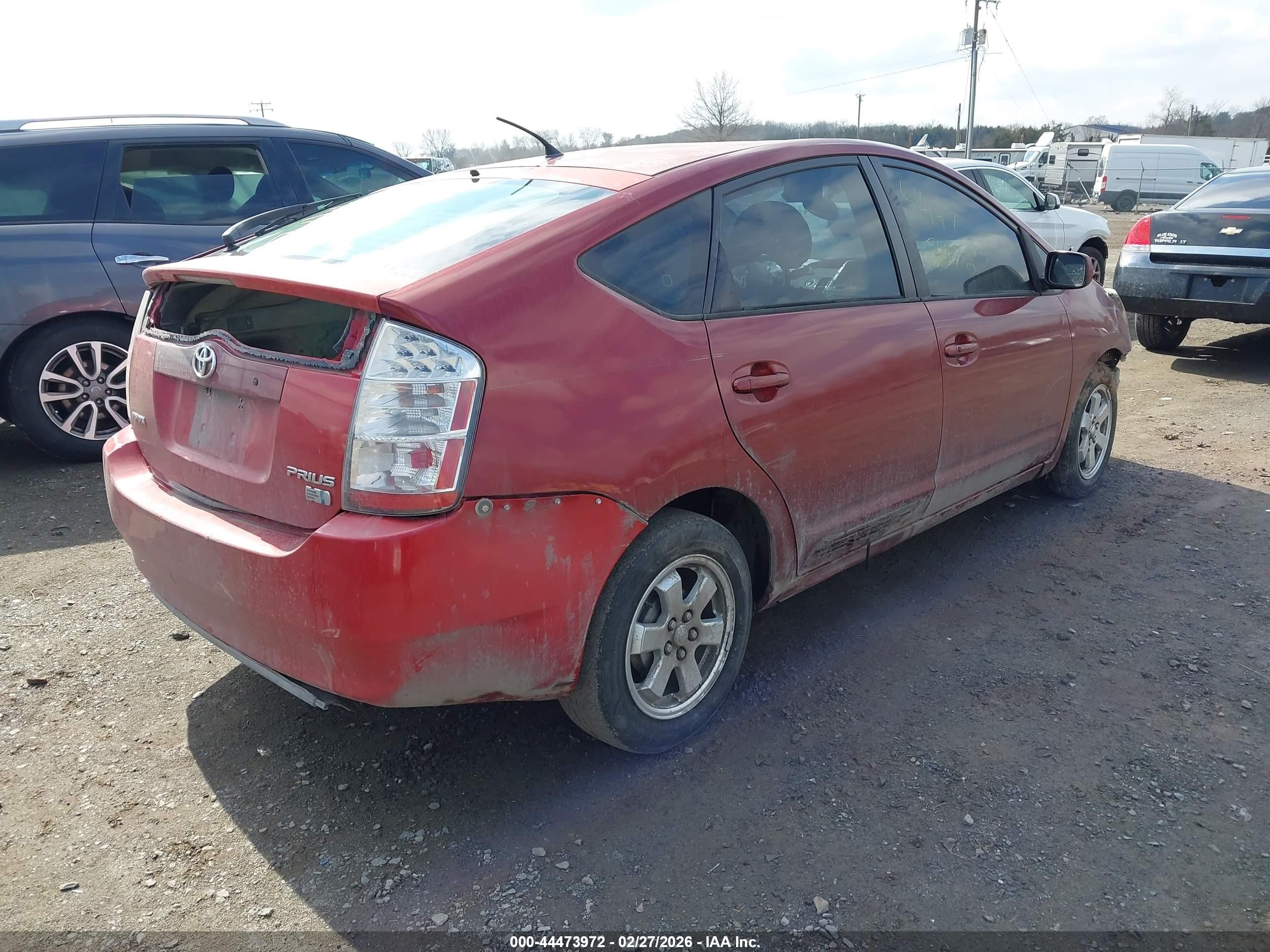 2005 Toyota Prius   Red vin: JTDKB20U953062701