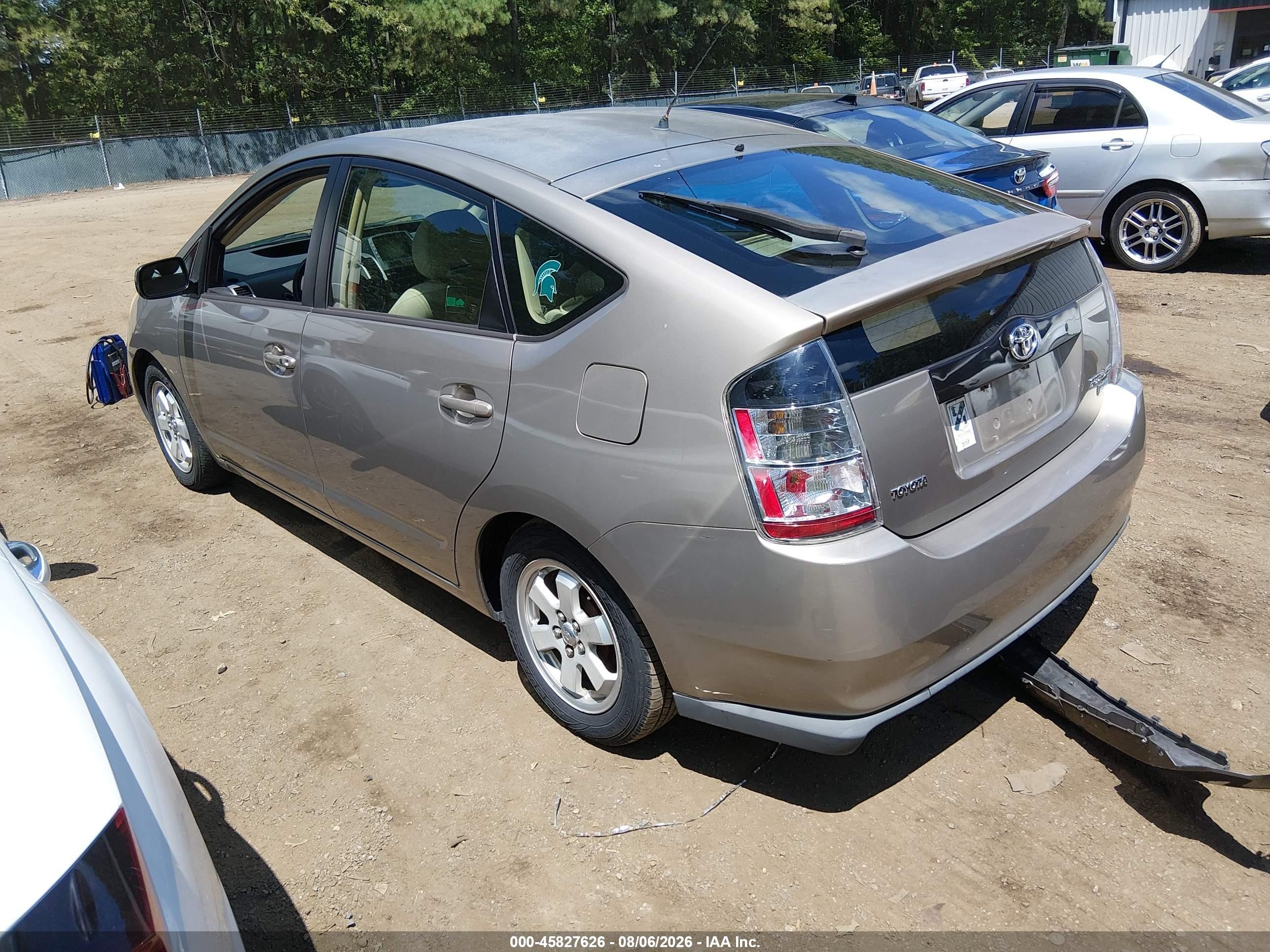2005 Toyota Prius   Beige vin: JTDKB20U953064349