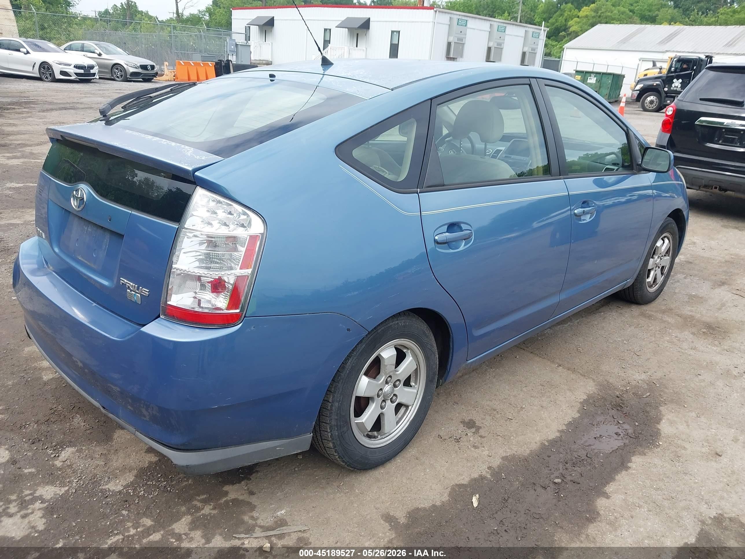 2005 Toyota Prius   Blue vin: JTDKB20U953096928