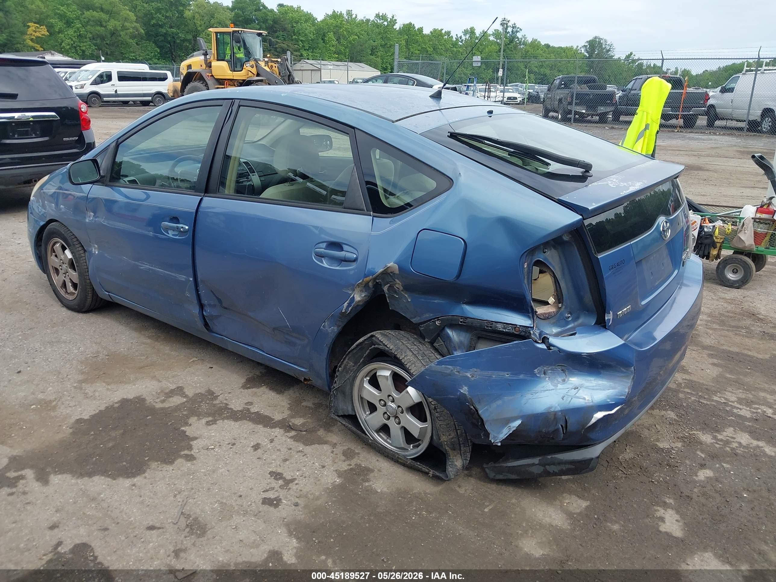 2005 Toyota Prius   Blue vin: JTDKB20U953096928